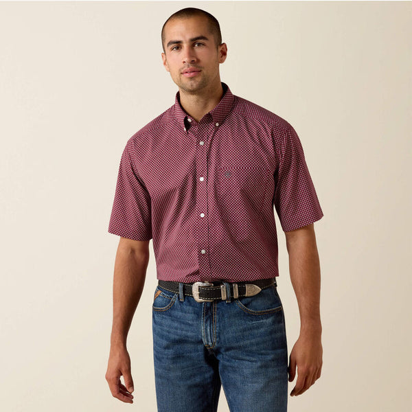 Men's Ariat Pippin Short Sleeve Shirt-Maroon Banner Geo Print