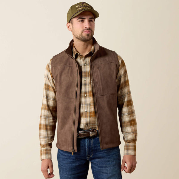Ariat® Men's Vernon Softshell Vest-Wren Faux Leather Print