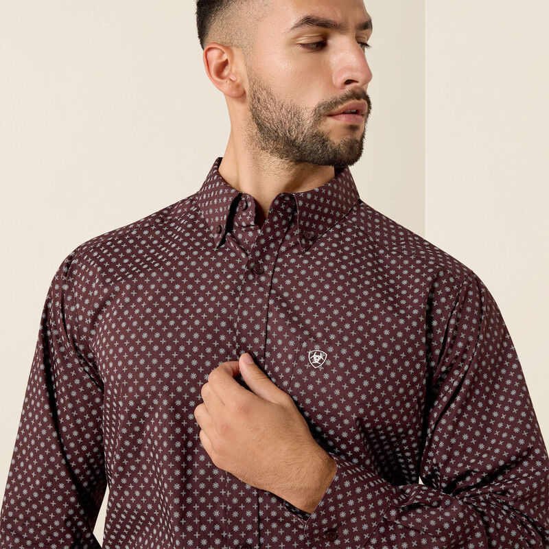 Men's Ariat Contstantine Classic Fit Shirt-Fudge Medallion Print