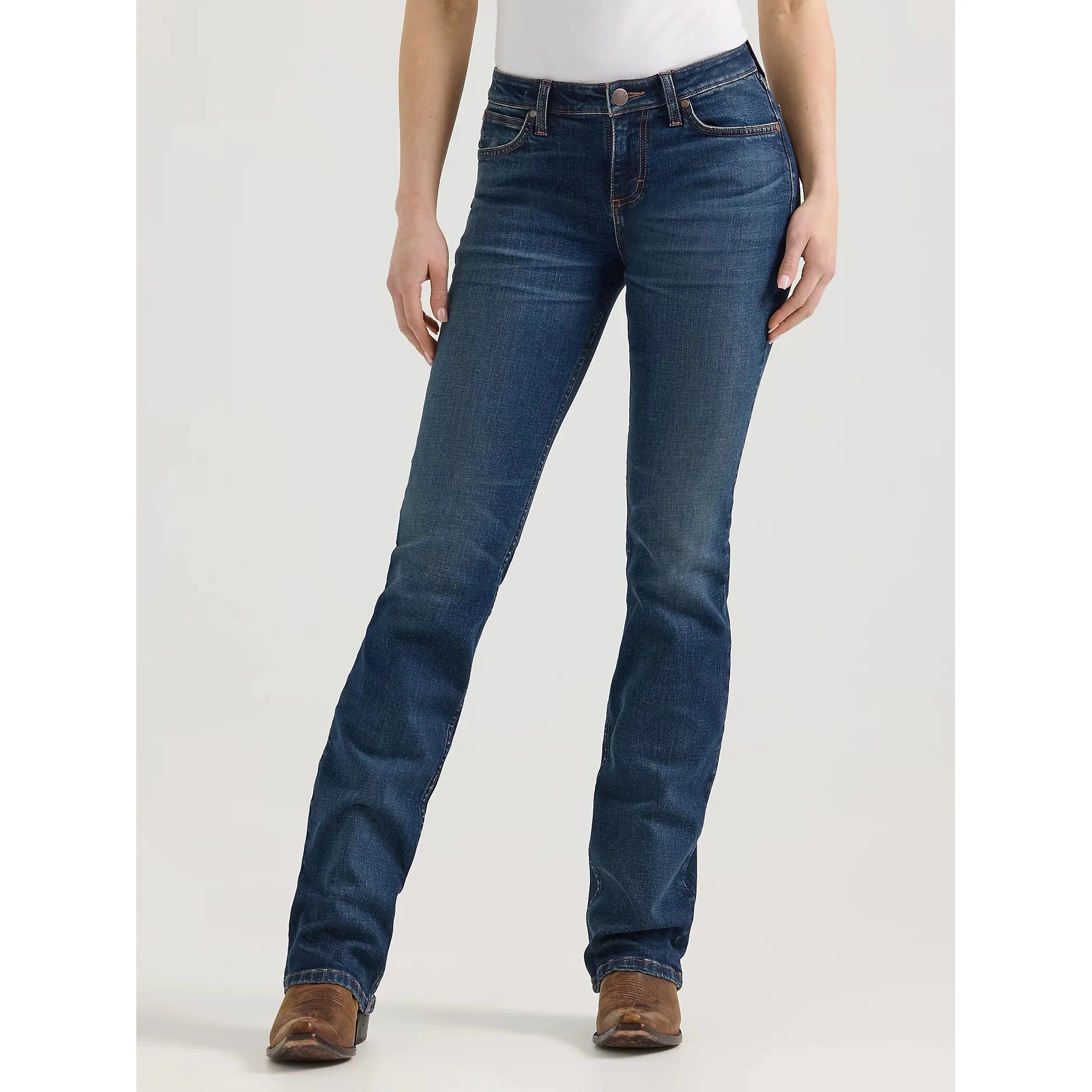 WOMEN'S WRANGLER RETRO® MAE MID RISE BOOTCUT JEAN IN JANE
