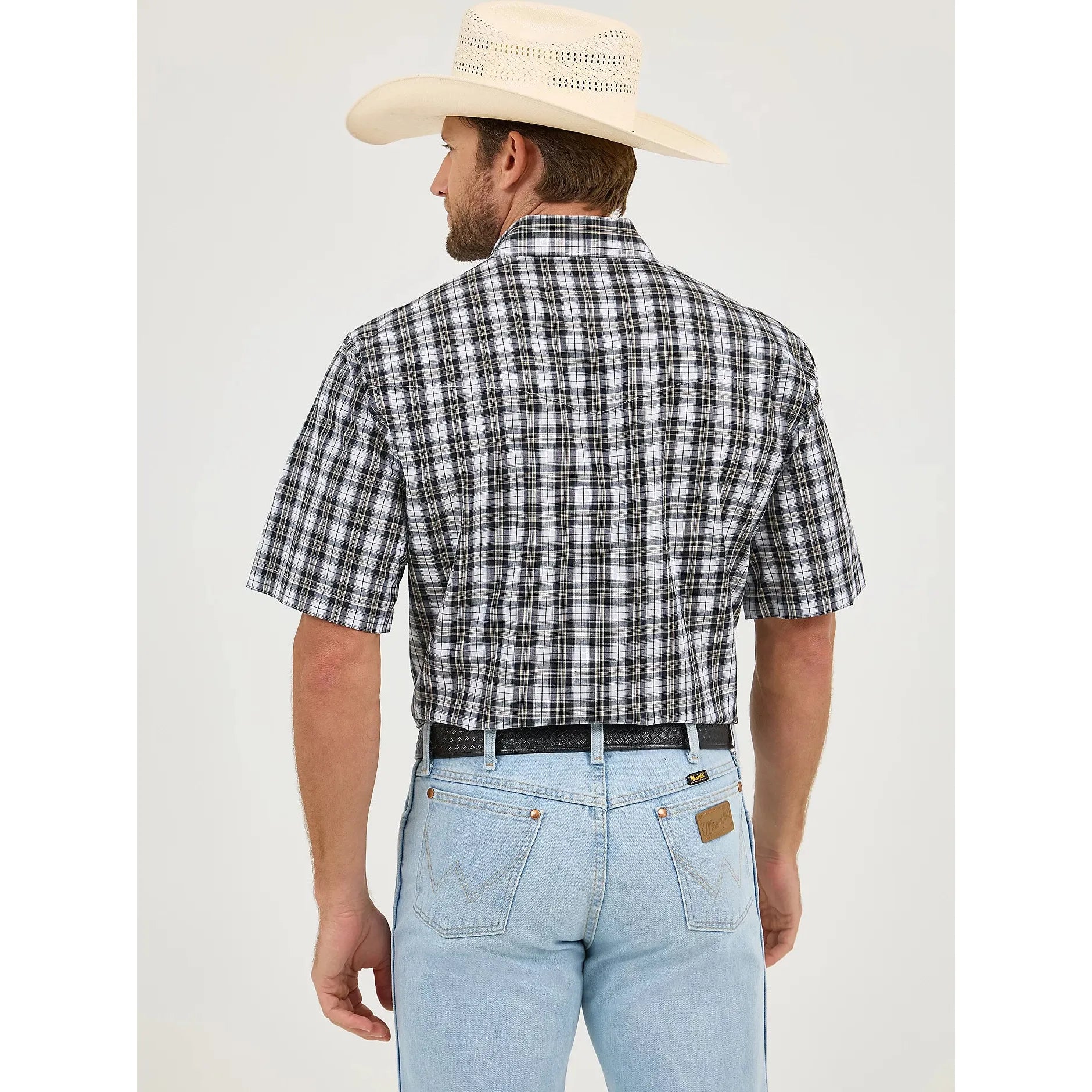 Men's Wrangler Wrinkle Resist Short Sleeve Western Snap Plaid Shirt-Onyx Black