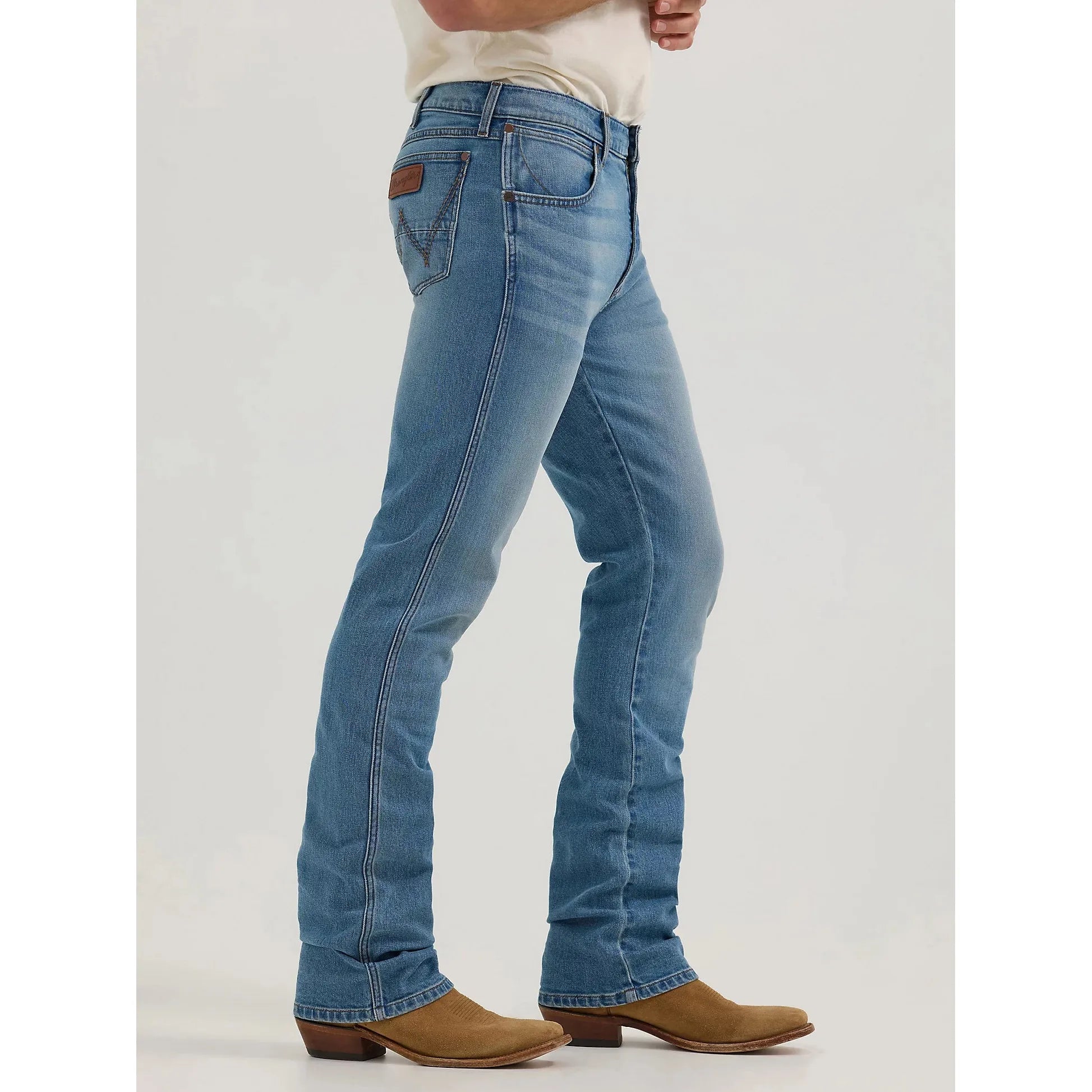 MEN'S WRANGLER RETRO® SLIM FIT BOOTCUT JEAN IN CHARLES