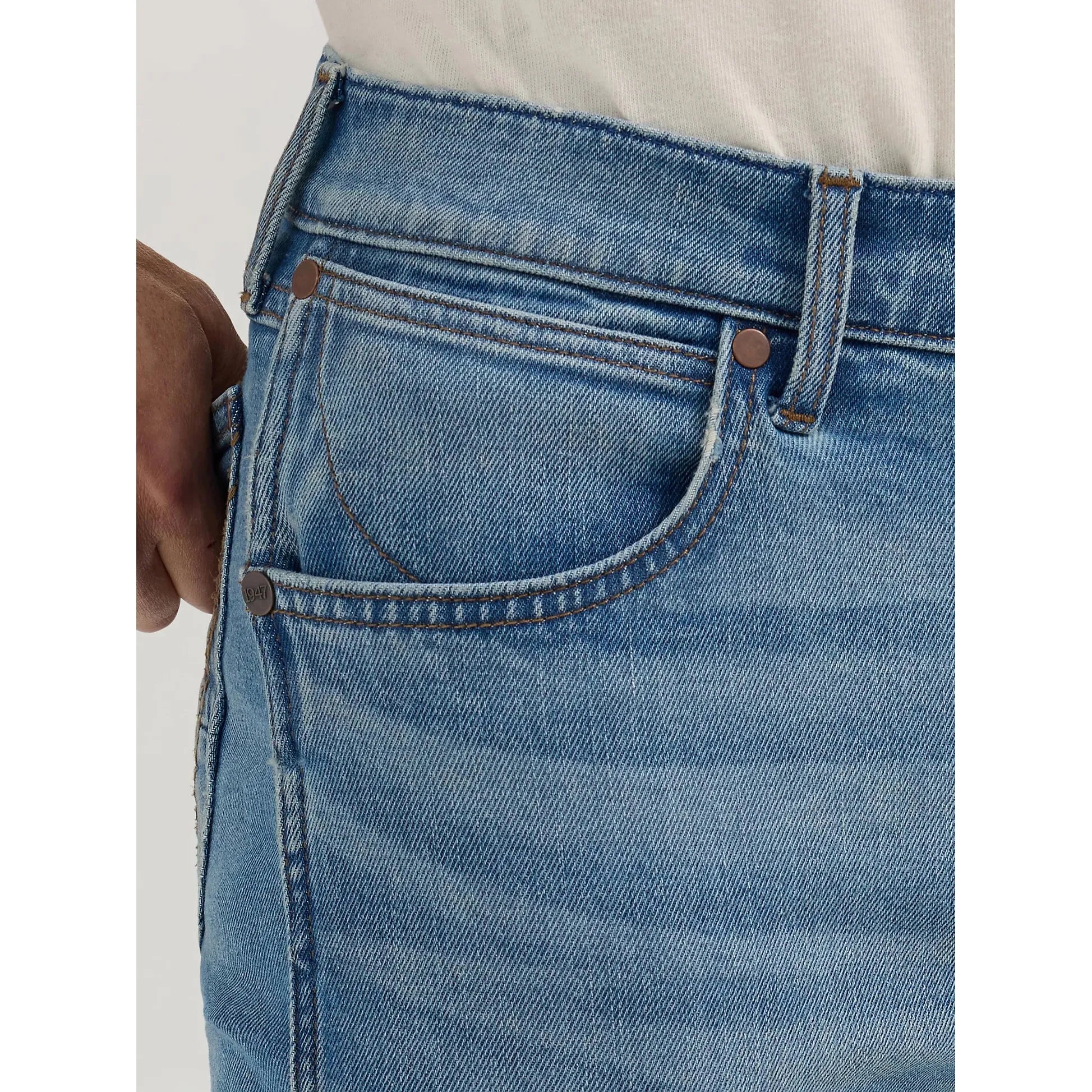 MEN'S WRANGLER RETRO® SLIM FIT BOOTCUT JEAN IN CHARLES