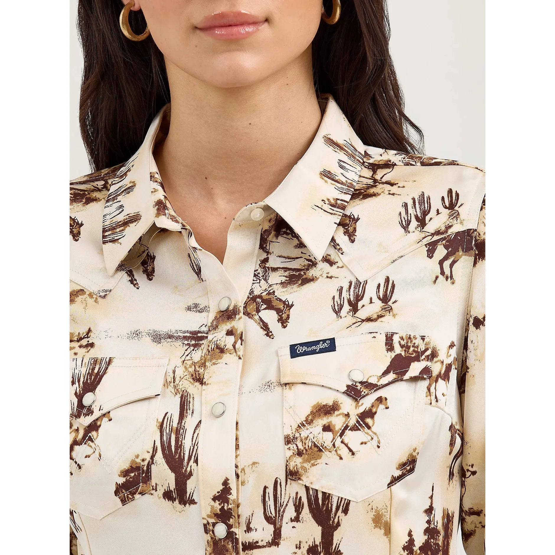 Women's Wrangler Bold Bucking Cowboy Western Snap Shirt-Cacti/Cream