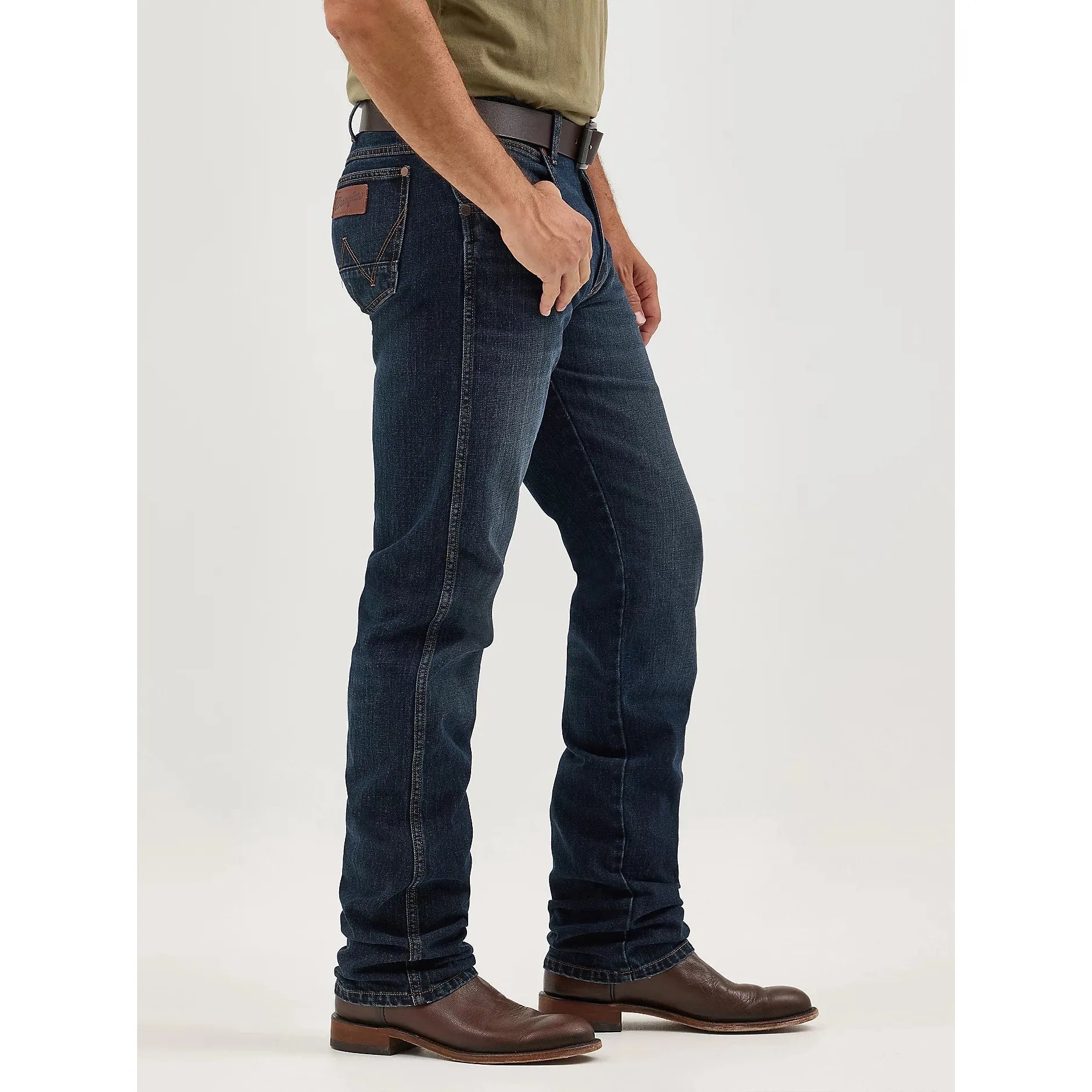 MEN'S WRANGLER RETRO® SLIM FIT STRAIGHT LEG JEAN IN TILDEN