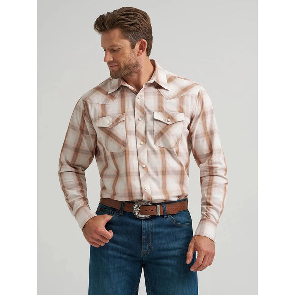 Men's Wrangler 20X Competition Advanced Comfort Long Sleeve Two Pocket Western Snap Shirt-Ecru Plaid