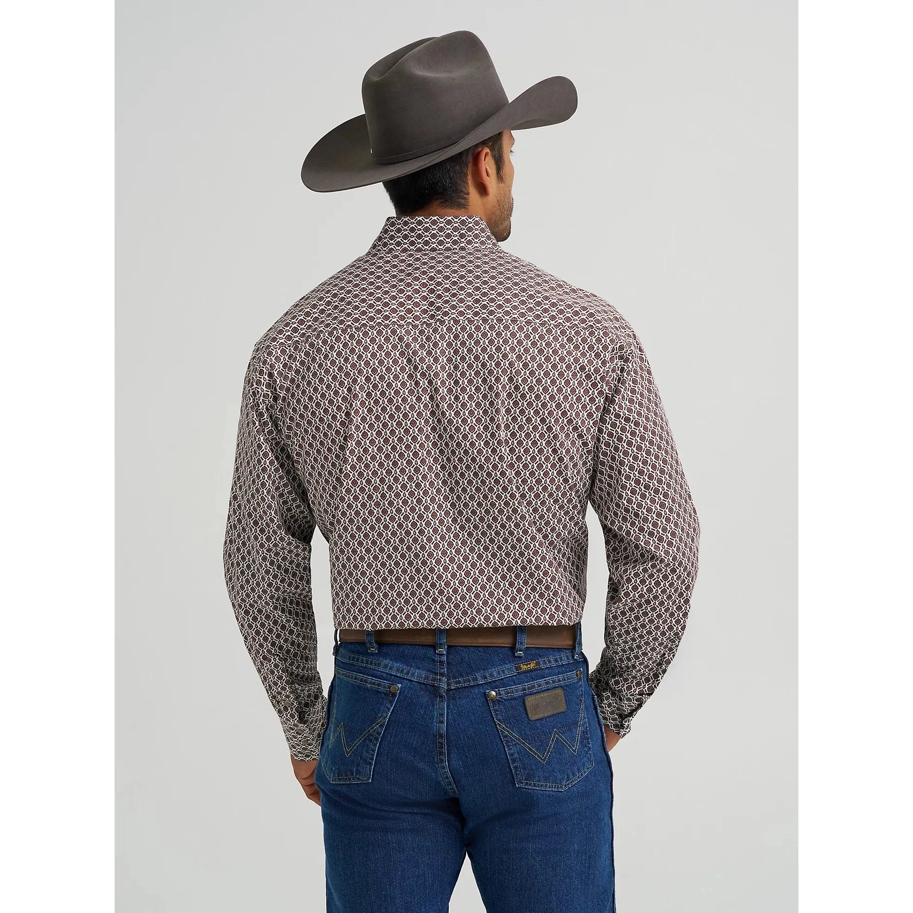 Men's Wrangler® George Strait™ Troubadour Long Sleeve Western Snap Shirt-Coffee Splash
