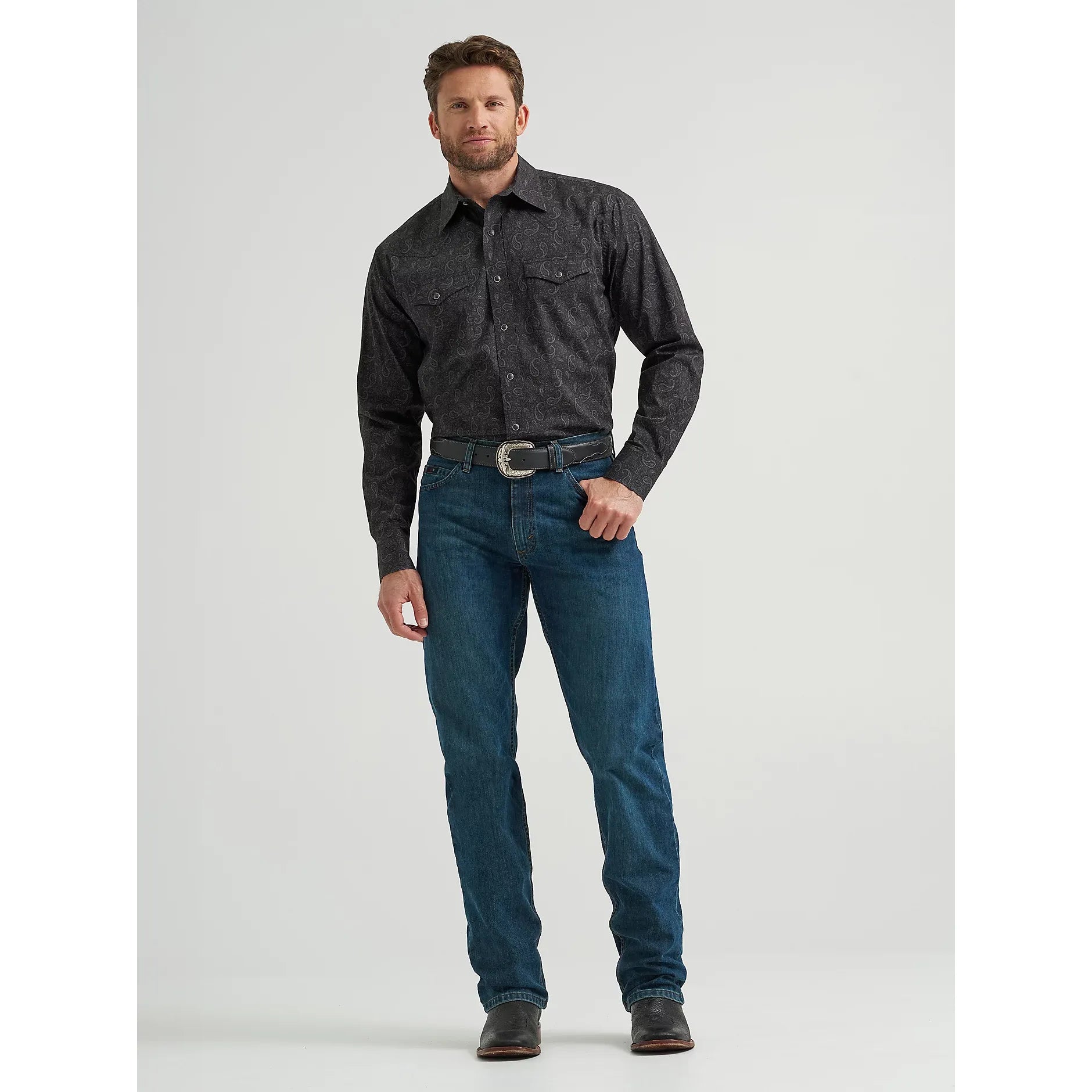 Men's Wrangler 20X Competition Advanced Comfort Long Sleeve Two Pocket Western Snap Shirt-Black Paisley