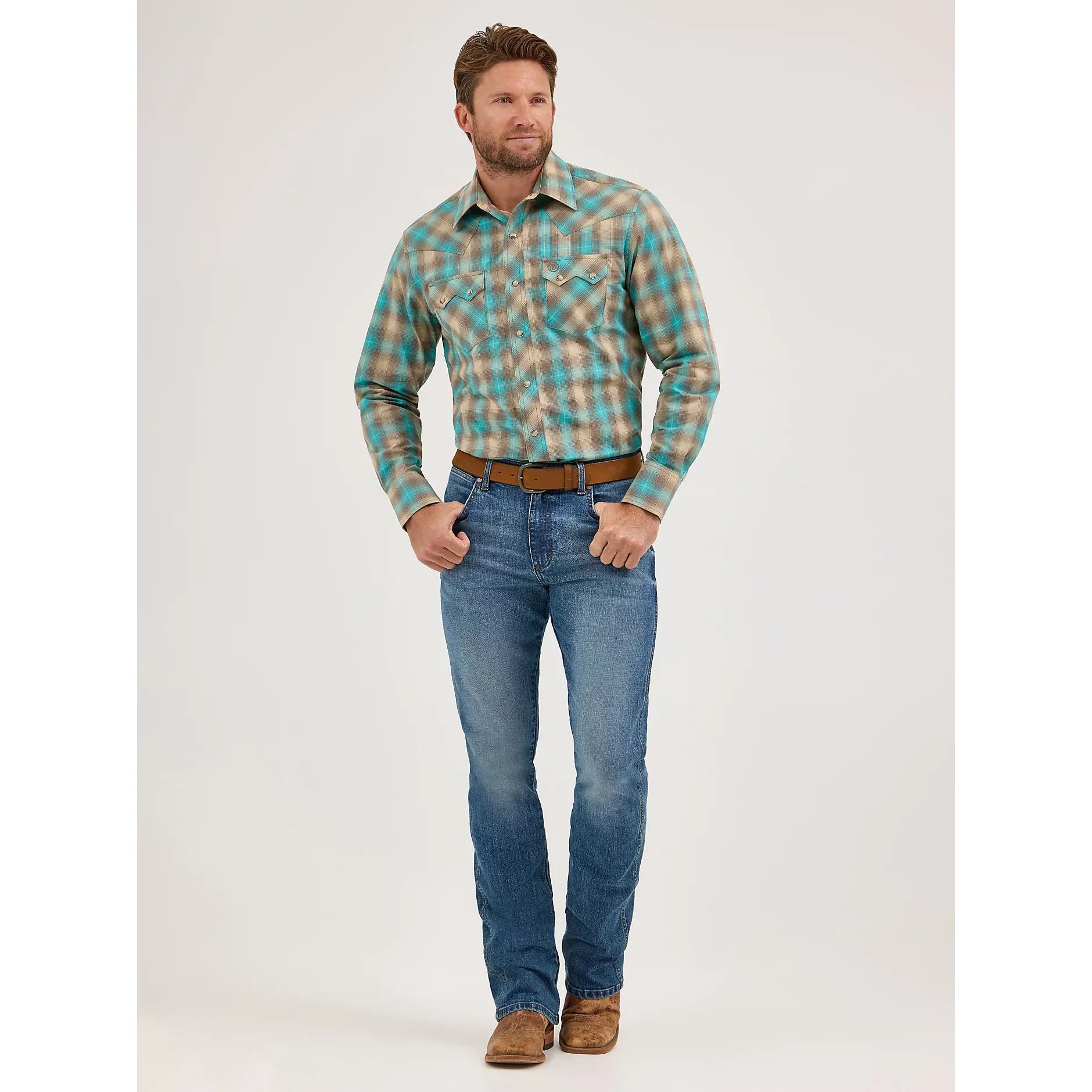 Men's Wrangler Retro® Long Sleeve Sawtooth Snap Pocket Western Shirt-Tan/Aqua