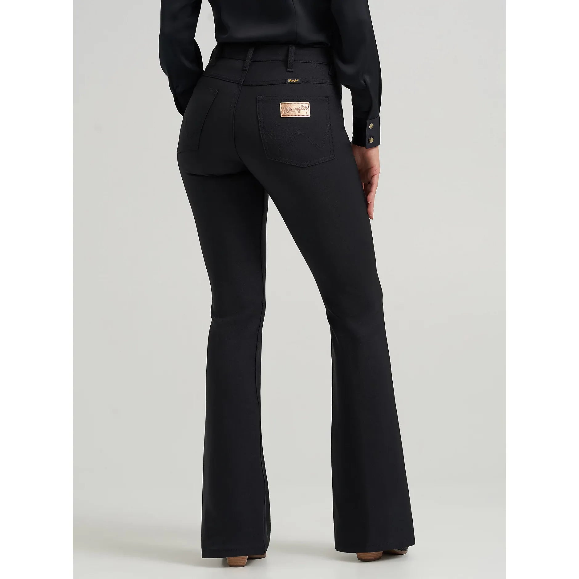 Women's Wrangler X Lainey Wilson Wrancher Flare Pant-Black