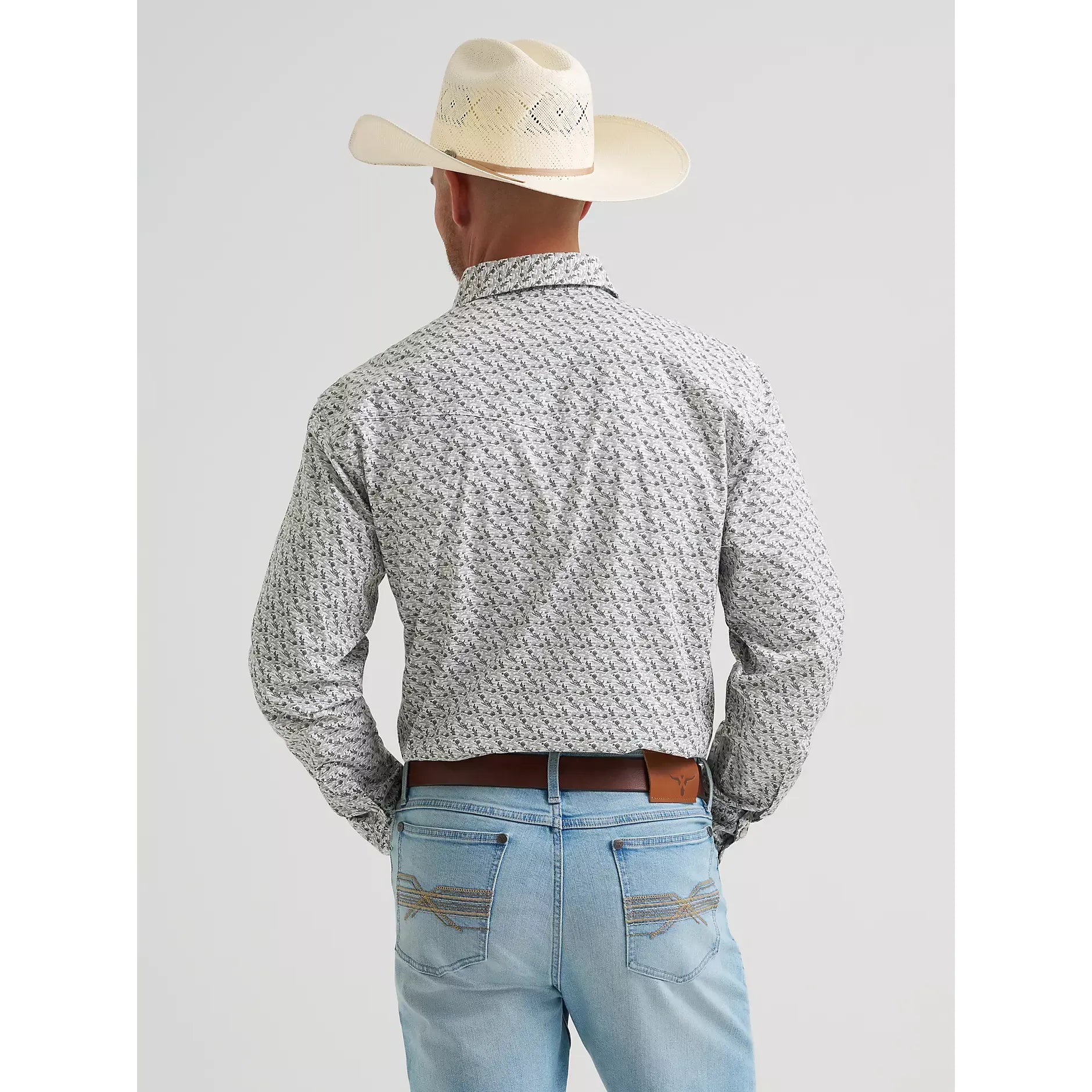 Men's Wrangler 20X Competition Advanced Comfort Long Sleeve Two Pocket Western Snap Shirt-Olive Cacti