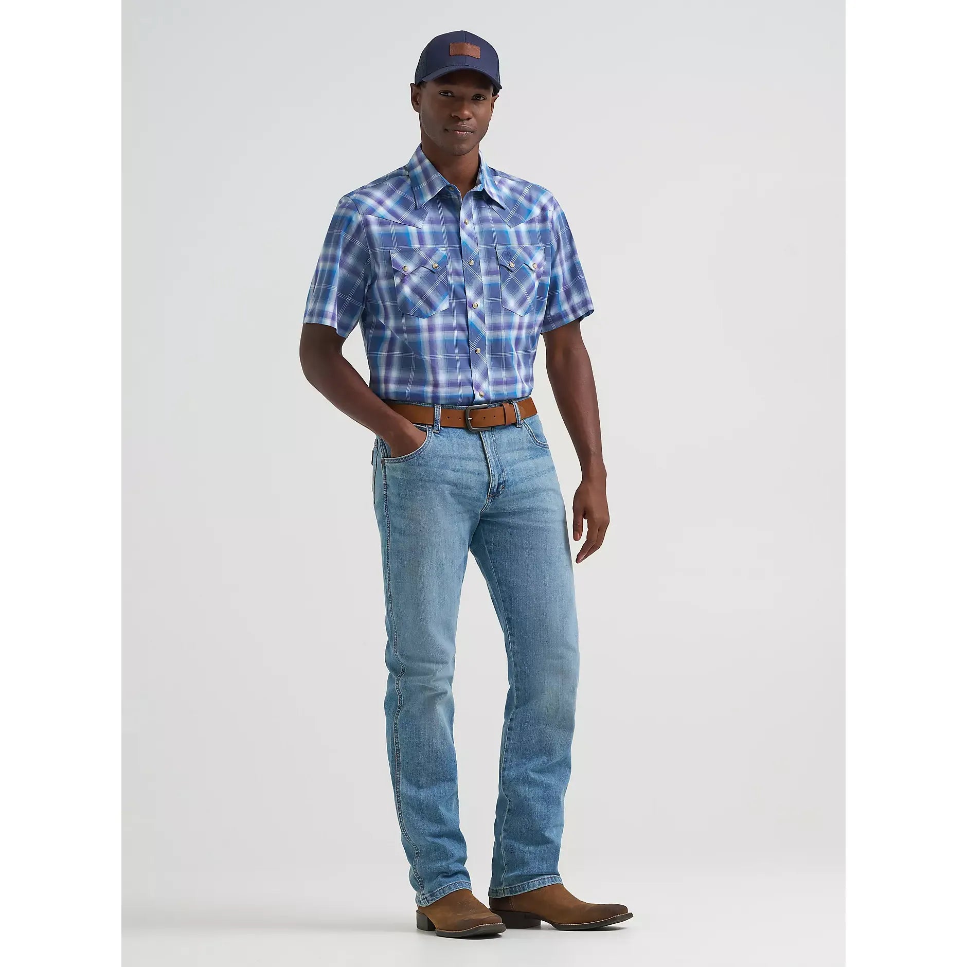 Men's Wrangler Retro Short Sleeve Sawtooth Pocket Western Snap Shirt-Navy Orchid - CWesternwear