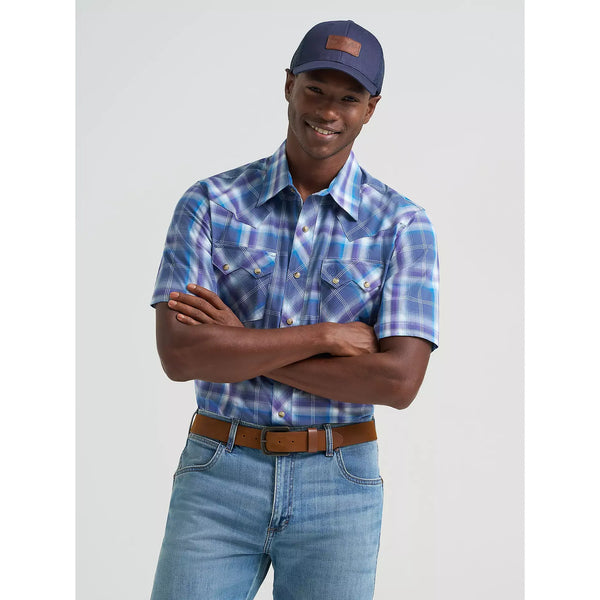 Men's Wrangler Retro Short Sleeve Sawtooth Pocket Western Snap Shirt-Navy Orchid