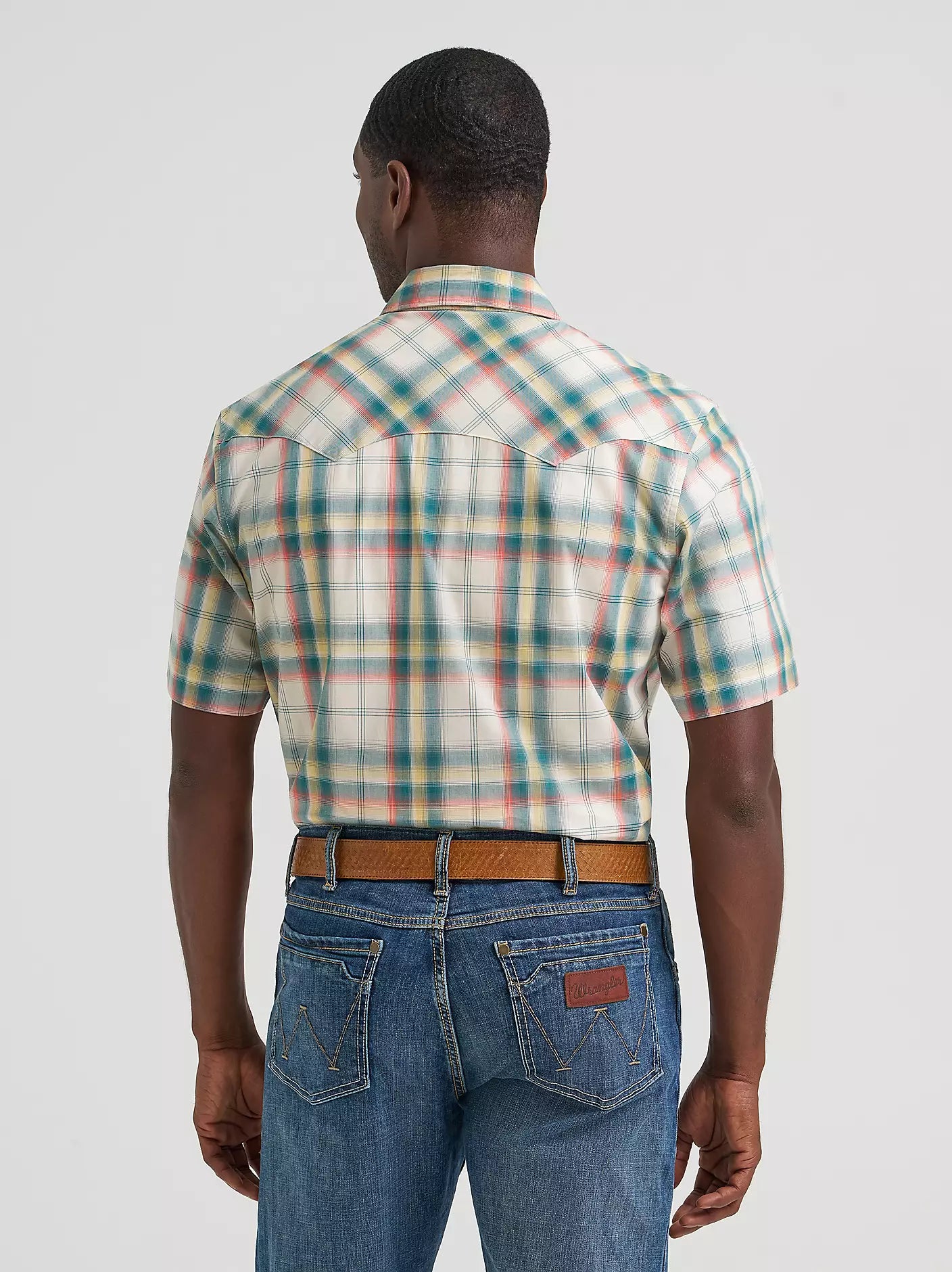 Men's Wrangler Retro Short Sleeve Sawtooth Pocket Western Snap Shirt-Grass