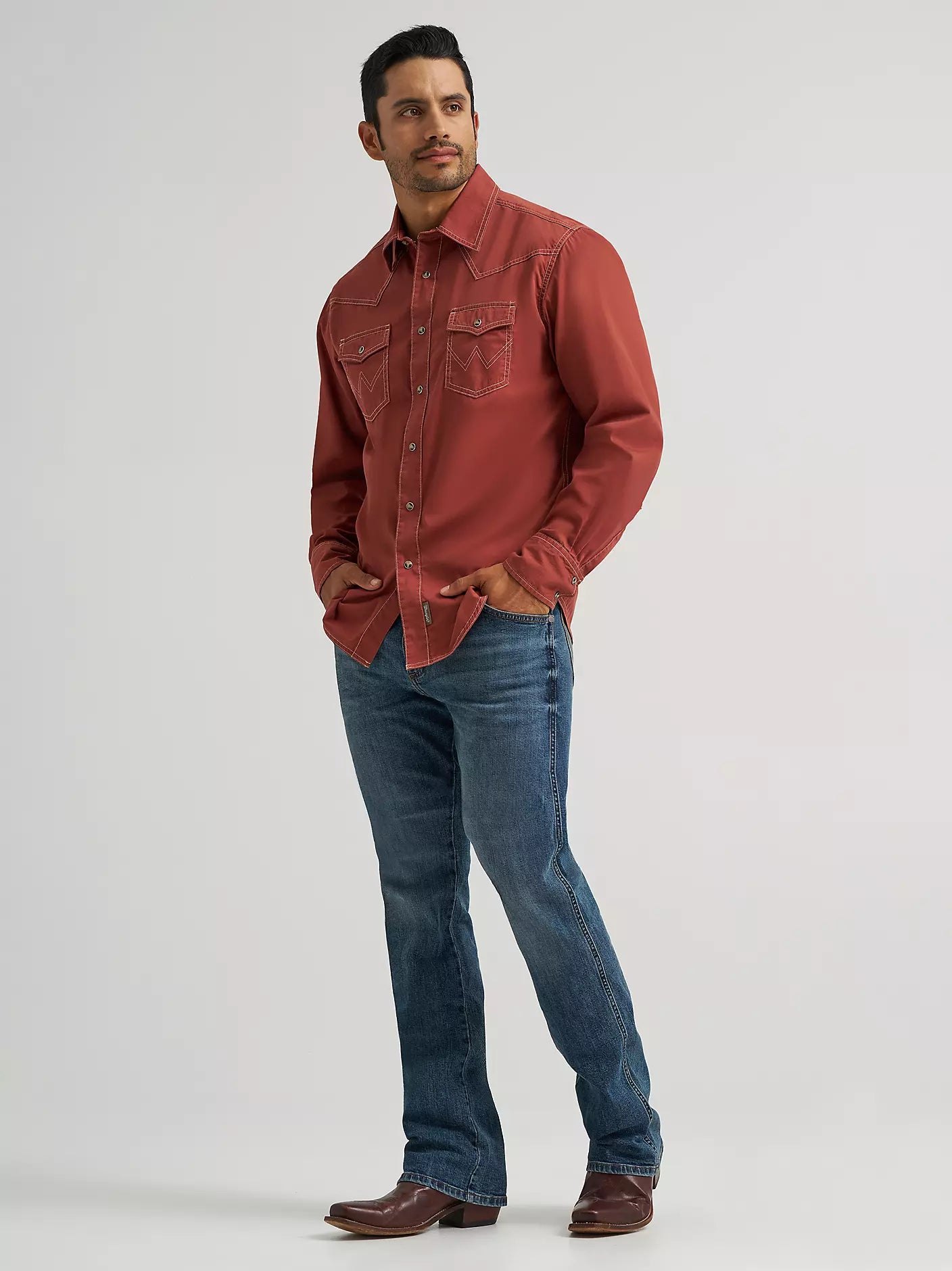 Men's Wrangler Retro Premium Long Sleeve Western Snap Solid Shirt-Clay Red