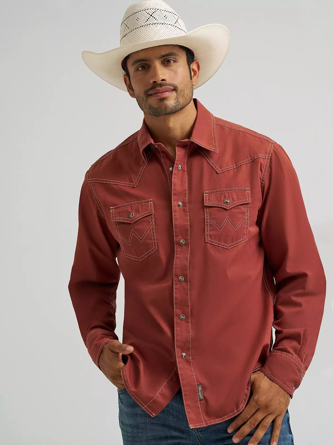 Men's Wrangler Retro Premium Long Sleeve Western Snap Solid Shirt-Clay Red