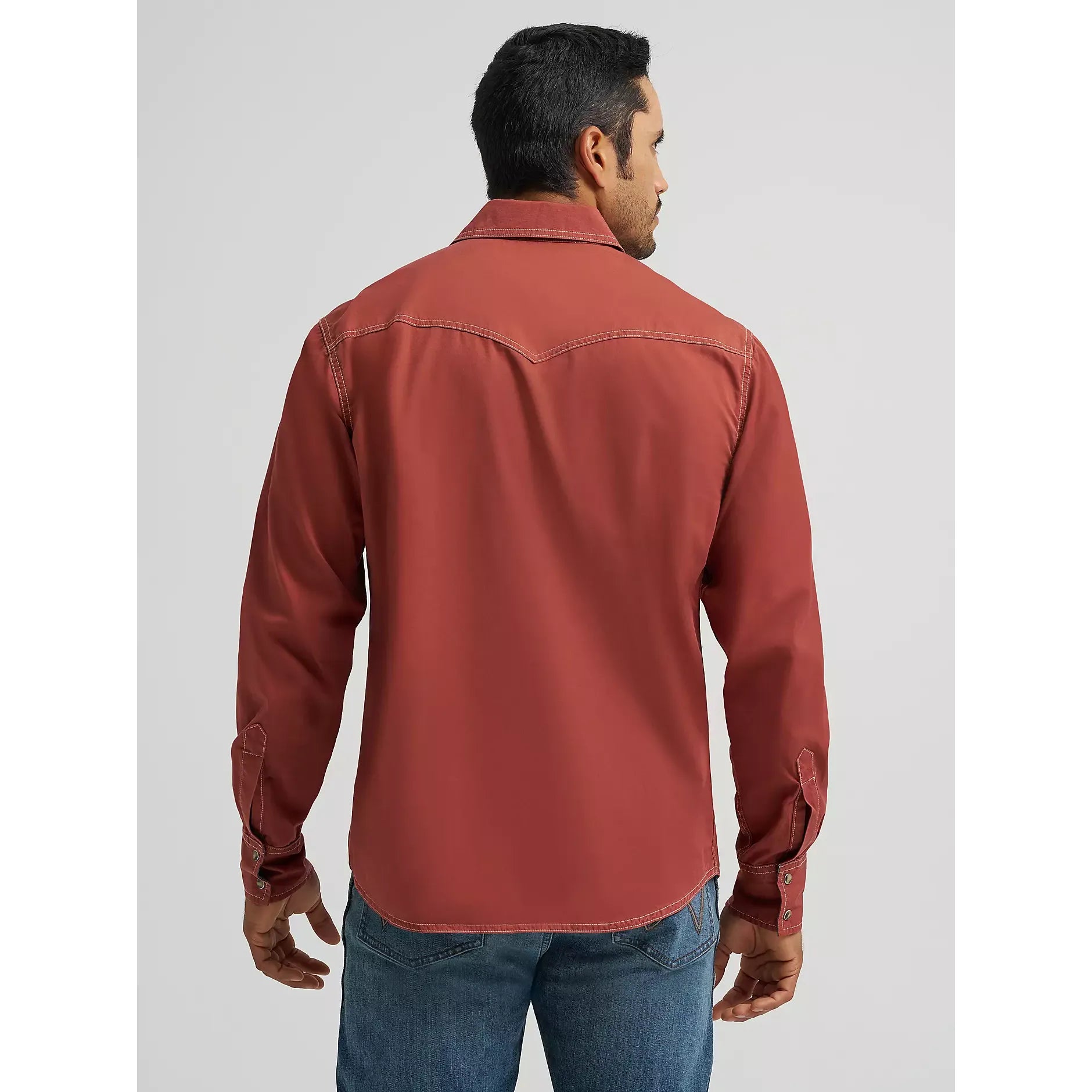 Men's Wrangler Retro Premium Long Sleeve Western Snap Solid Shirt-Clay Red