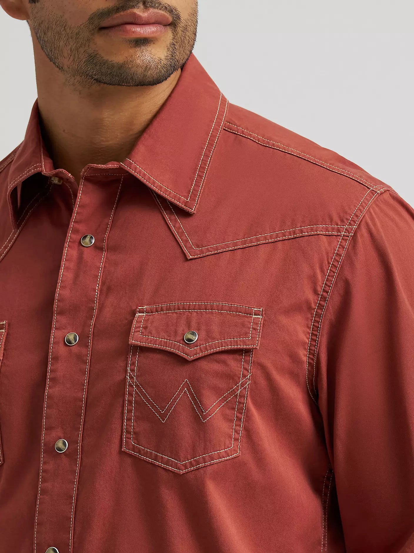 Men's Wrangler Retro Premium Long Sleeve Western Snap Solid Shirt-Clay Red