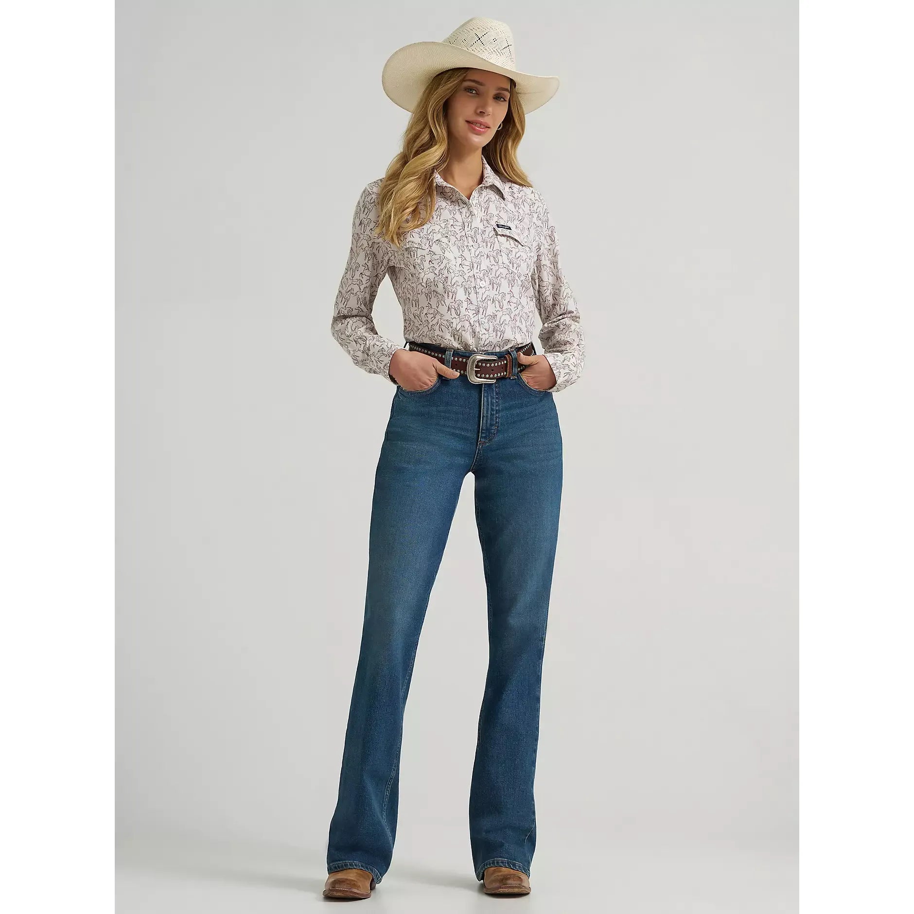 Women's Wrangler Aria Performance Shirt-White Horse Print - CWesternwear