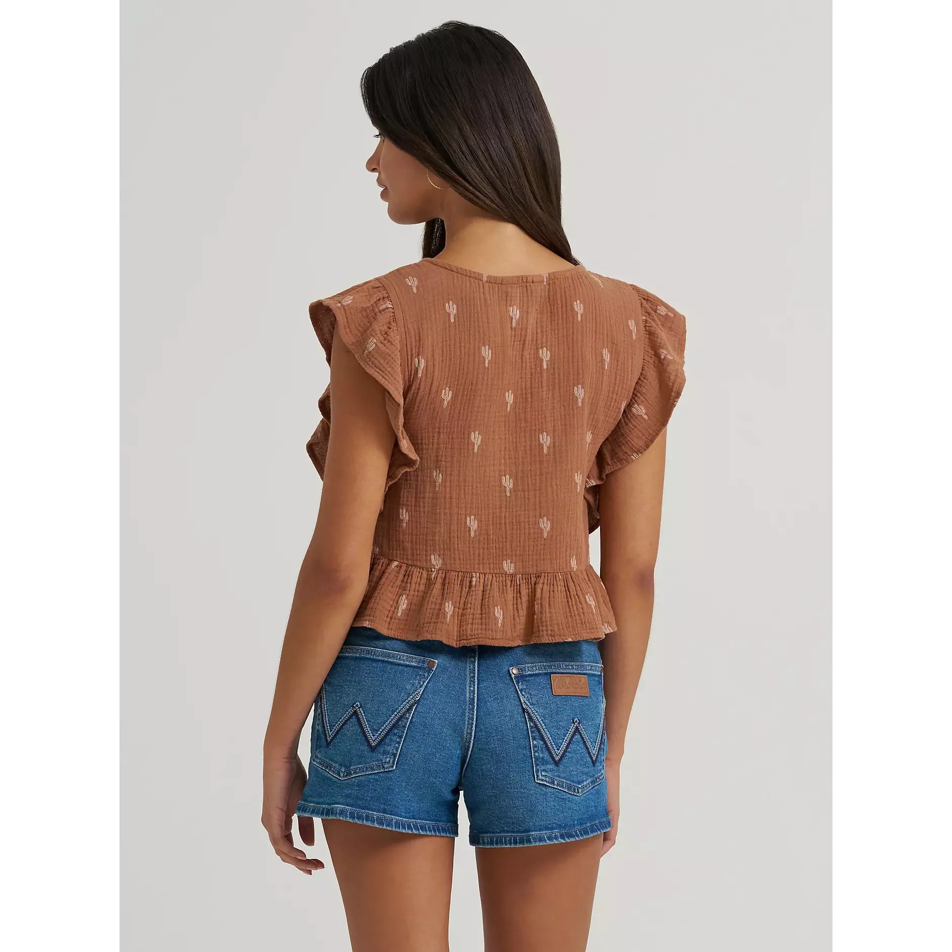 Women's Wrangler Gauzy Flutter Sleeve Blouse-Brown