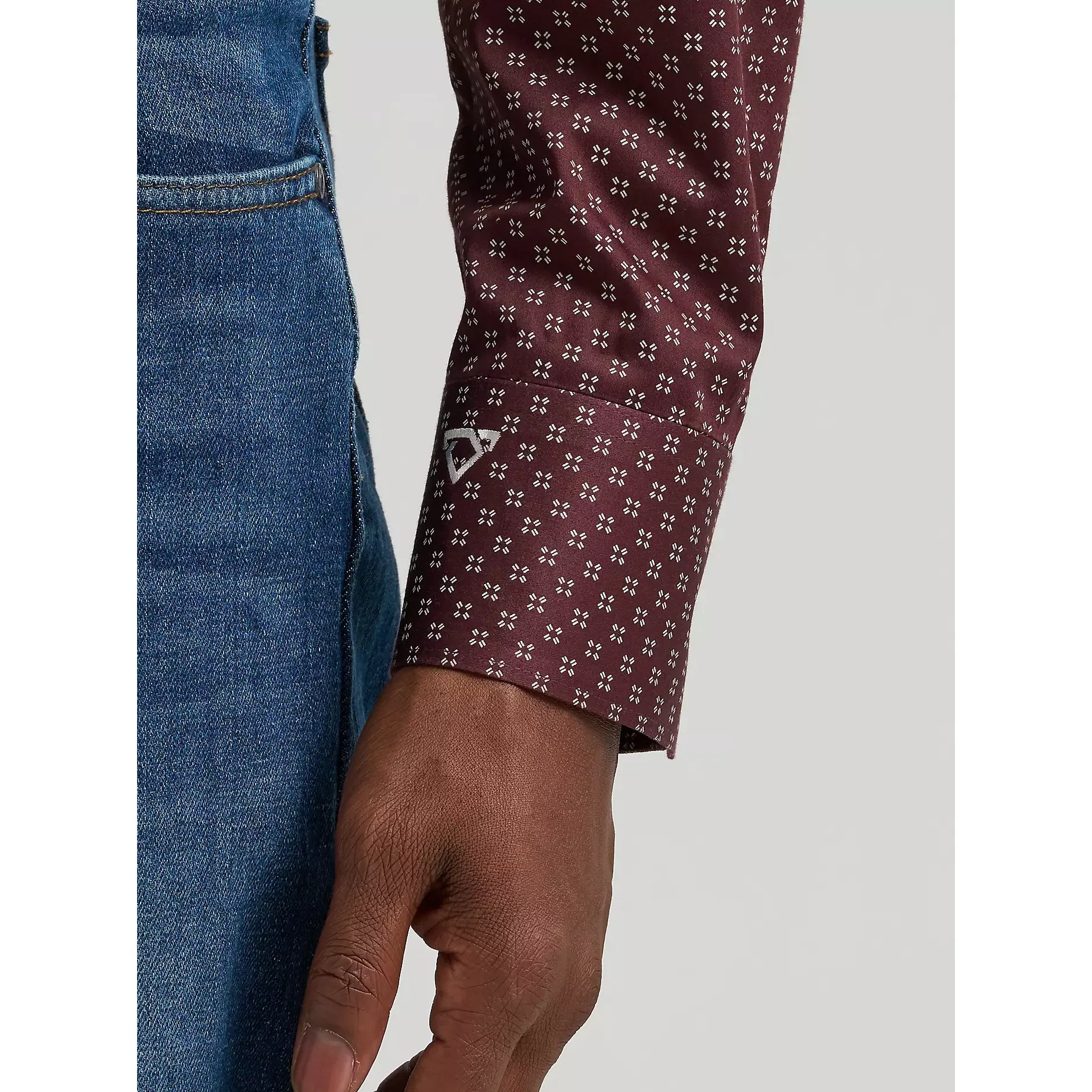 Men's Wrangler Cody Johnson One Pocket Button Down Shirt-Wine - CWesternwear