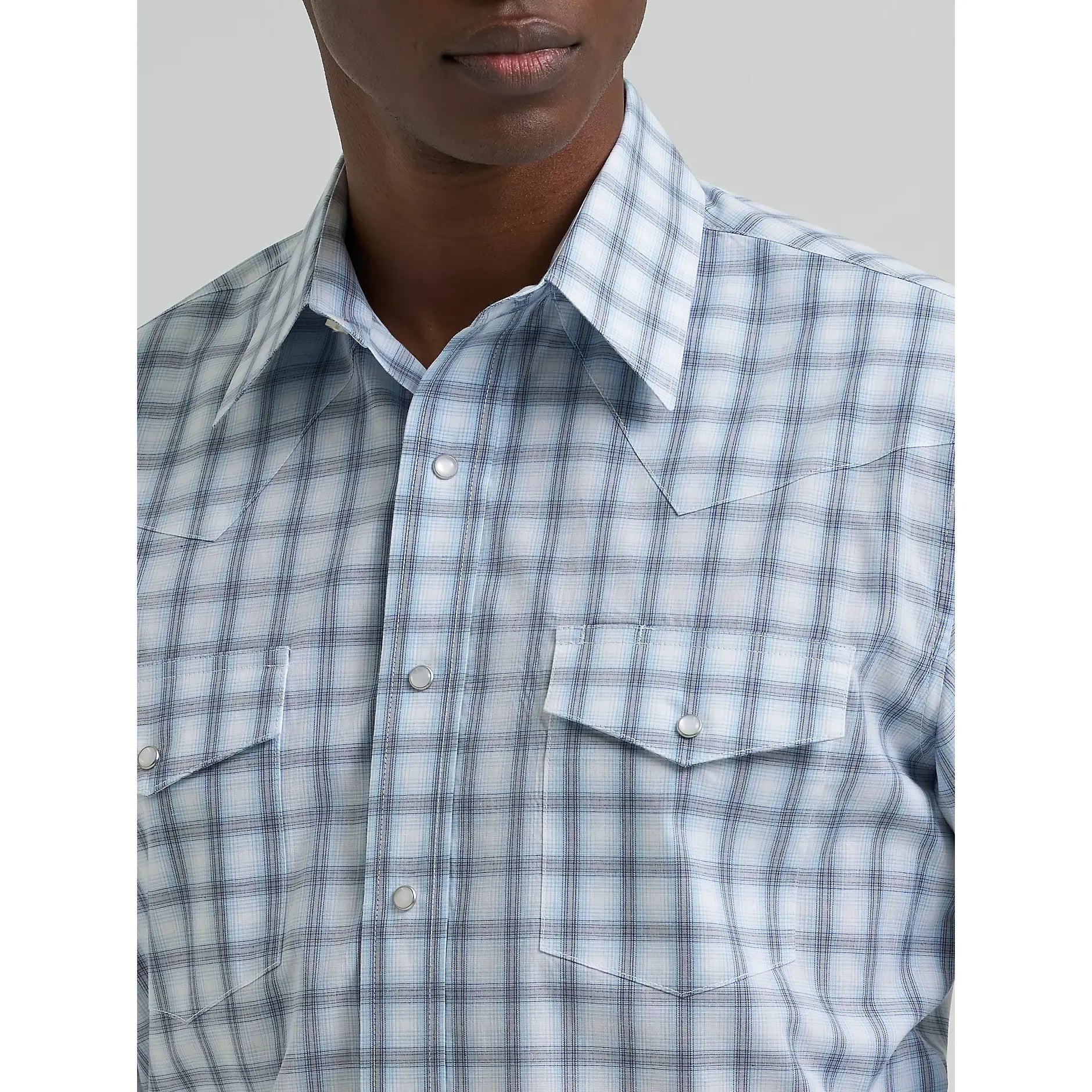 Men's Wrangler Wrinkle Resist Long Sleeve Western Snap Plaid Shirt-Blue Plaid - CWesternwear