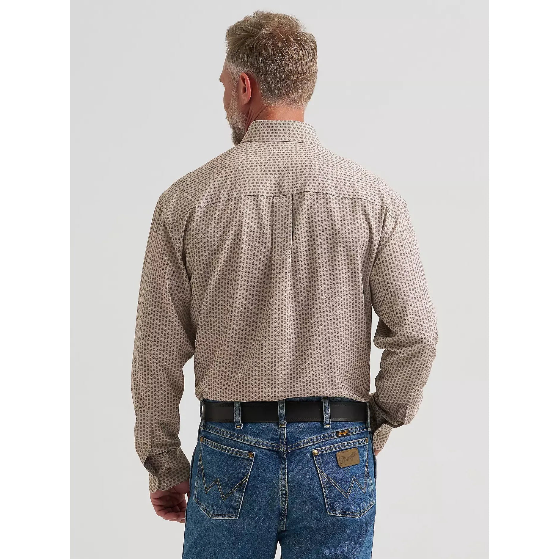 Men's Wrangler® George Strait™ Performance Button Down Shirt-Brown Arrows