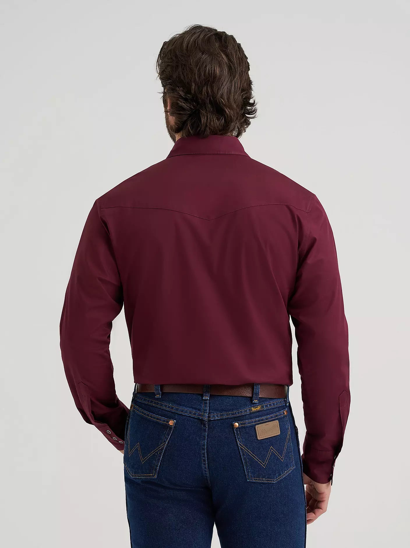 Men's Wrangler® Long Sleeve Solid Broadcloth Western Snap Shirt-Burgundy