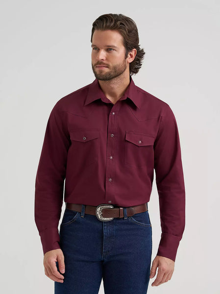 Men's Wrangler® Long Sleeve Solid Broadcloth Western Snap Shirt-Burgundy