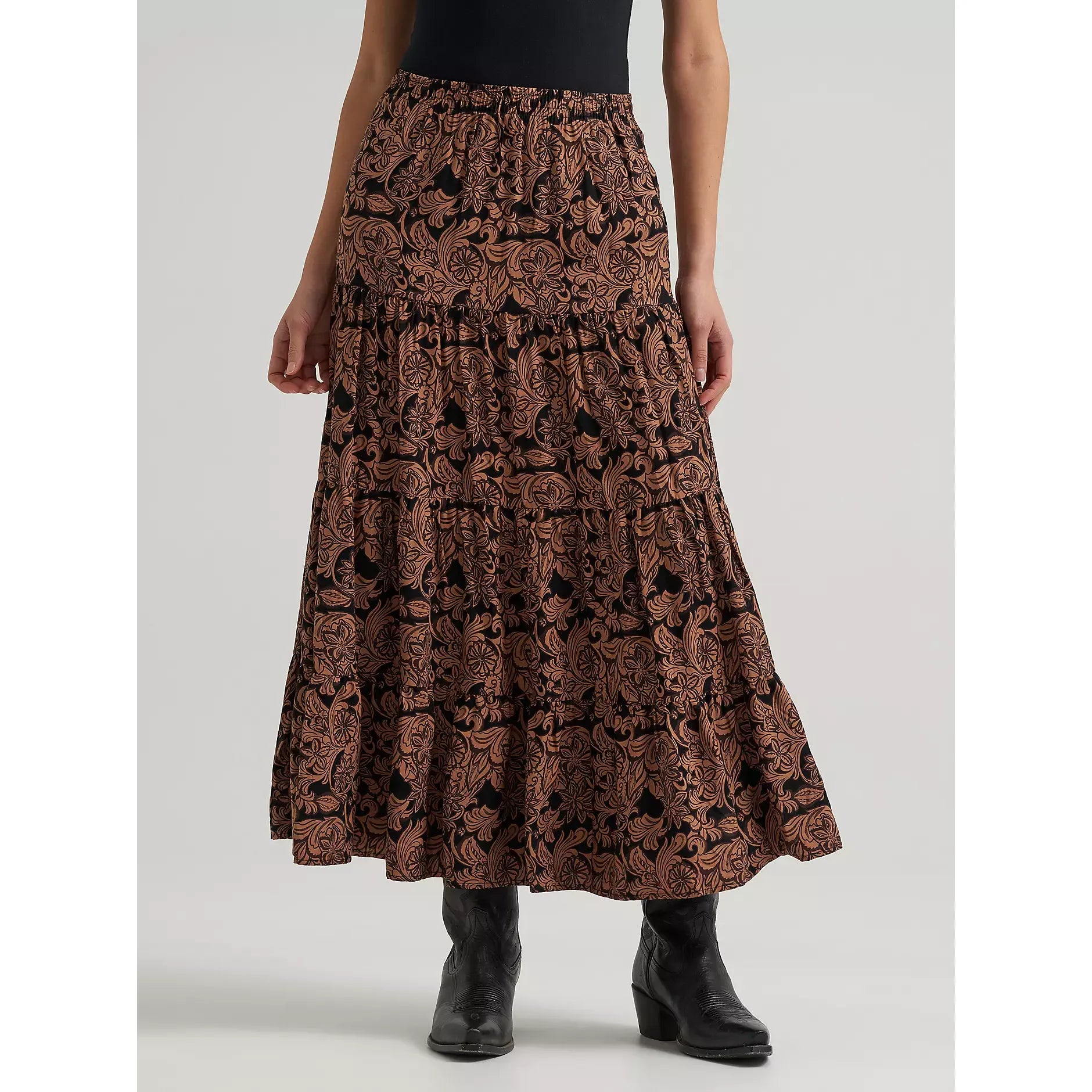 Women's Wrangler Printed Tiered Maxi Skirt-Black - CWesternwear