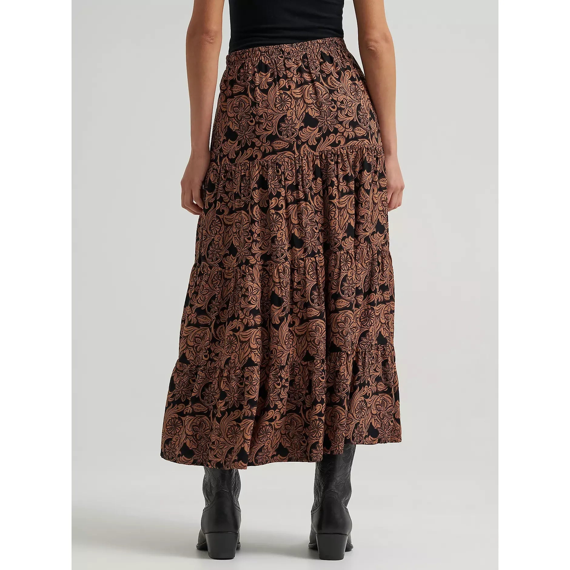 Women's Wrangler Printed Tiered Maxi Skirt-Black - CWesternwear