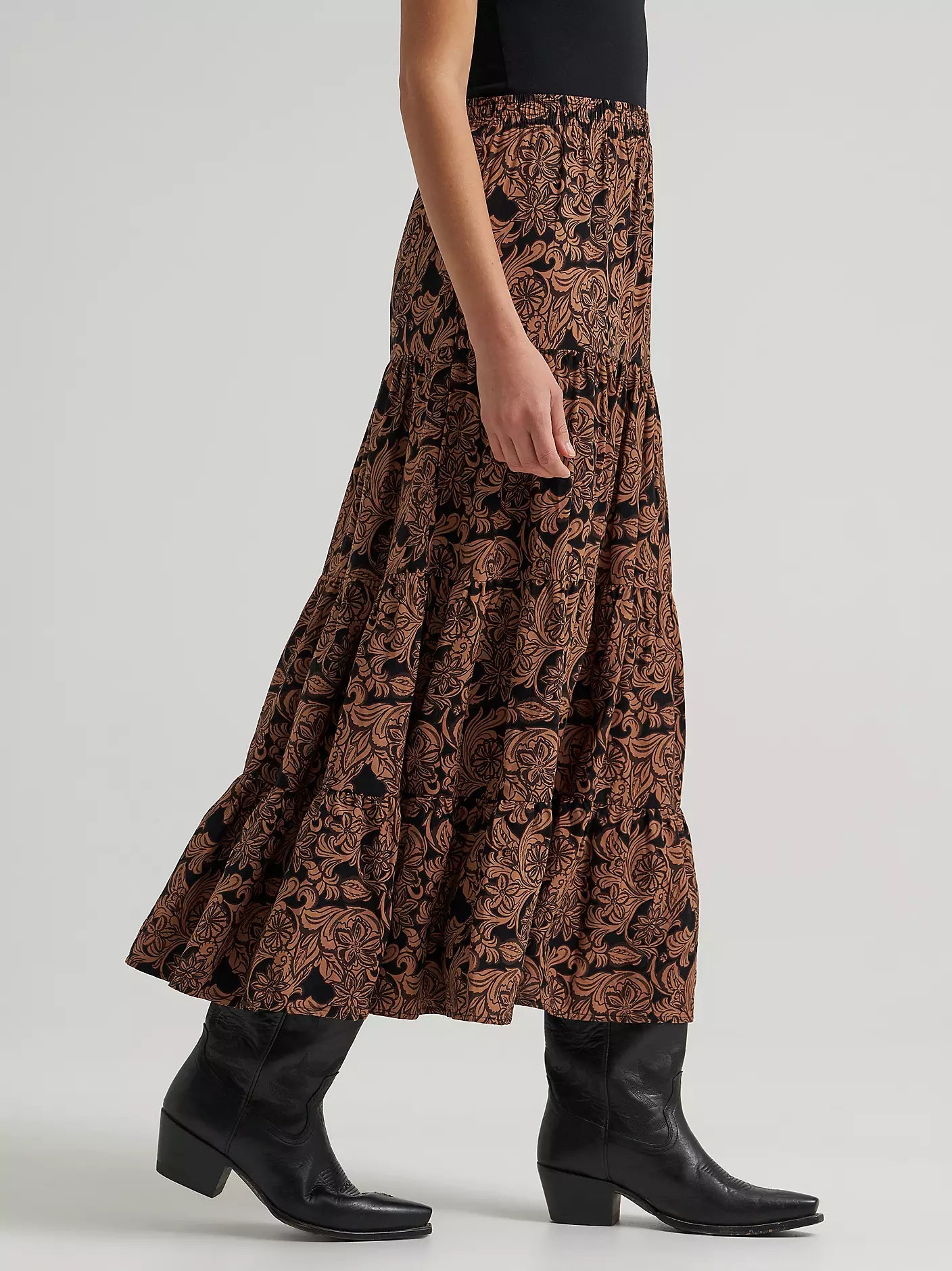 Women's Wrangler Printed Tiered Maxi Skirt-Black