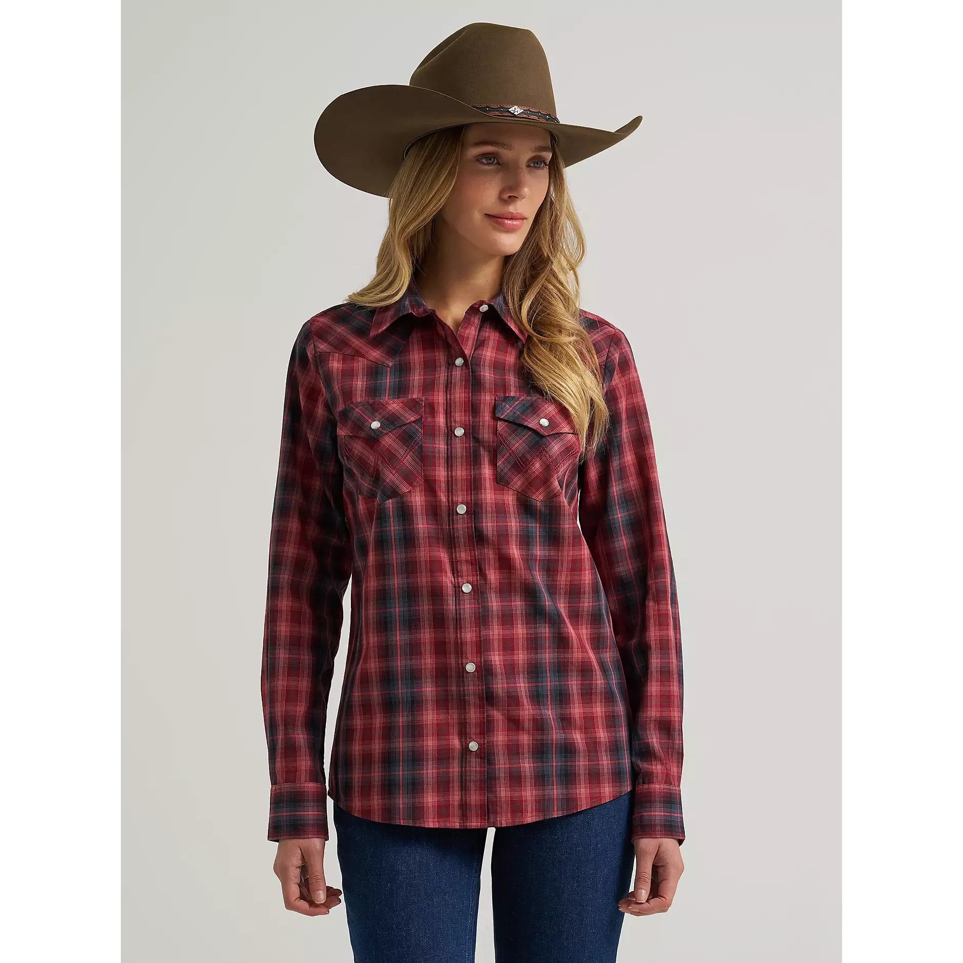 Women's Wrangler Essential Western Snap Shirt-Port