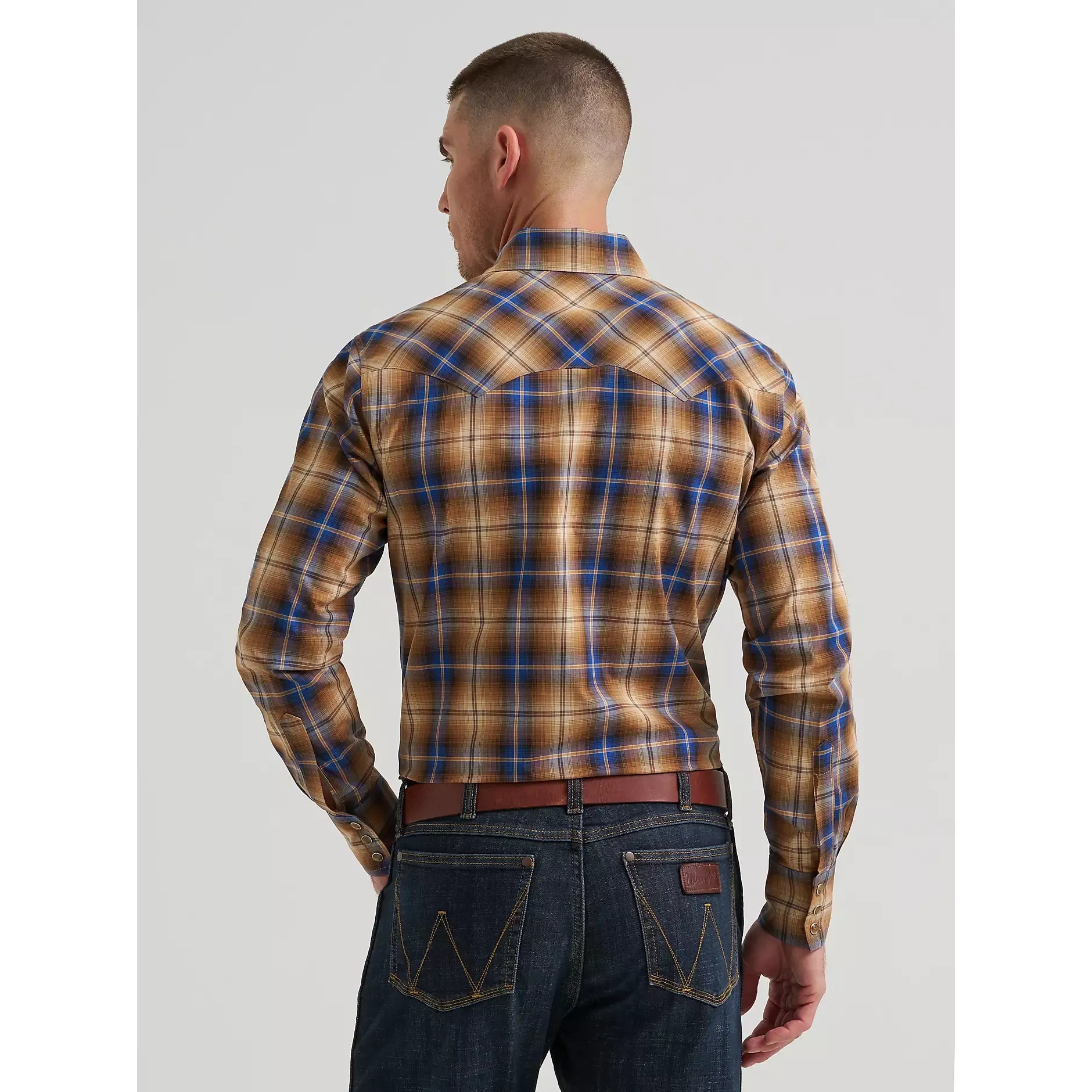 Men's Wrangler Retro® Long Sleeve Sawtooth Snap Pocket Western Shirt-Caramel