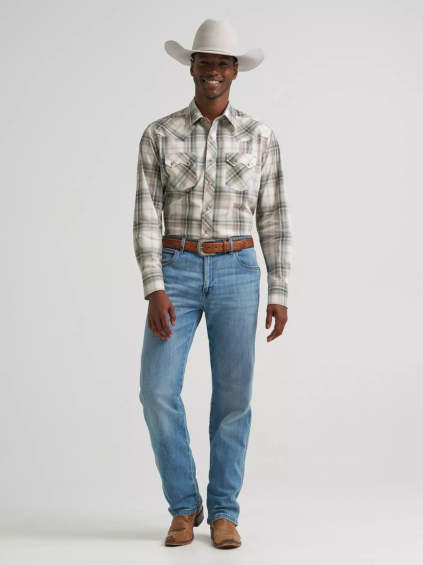 Men's Wrangler Retro® Long Sleeve Sawtooth Snap Pocket Western Shirt-Olive Toast