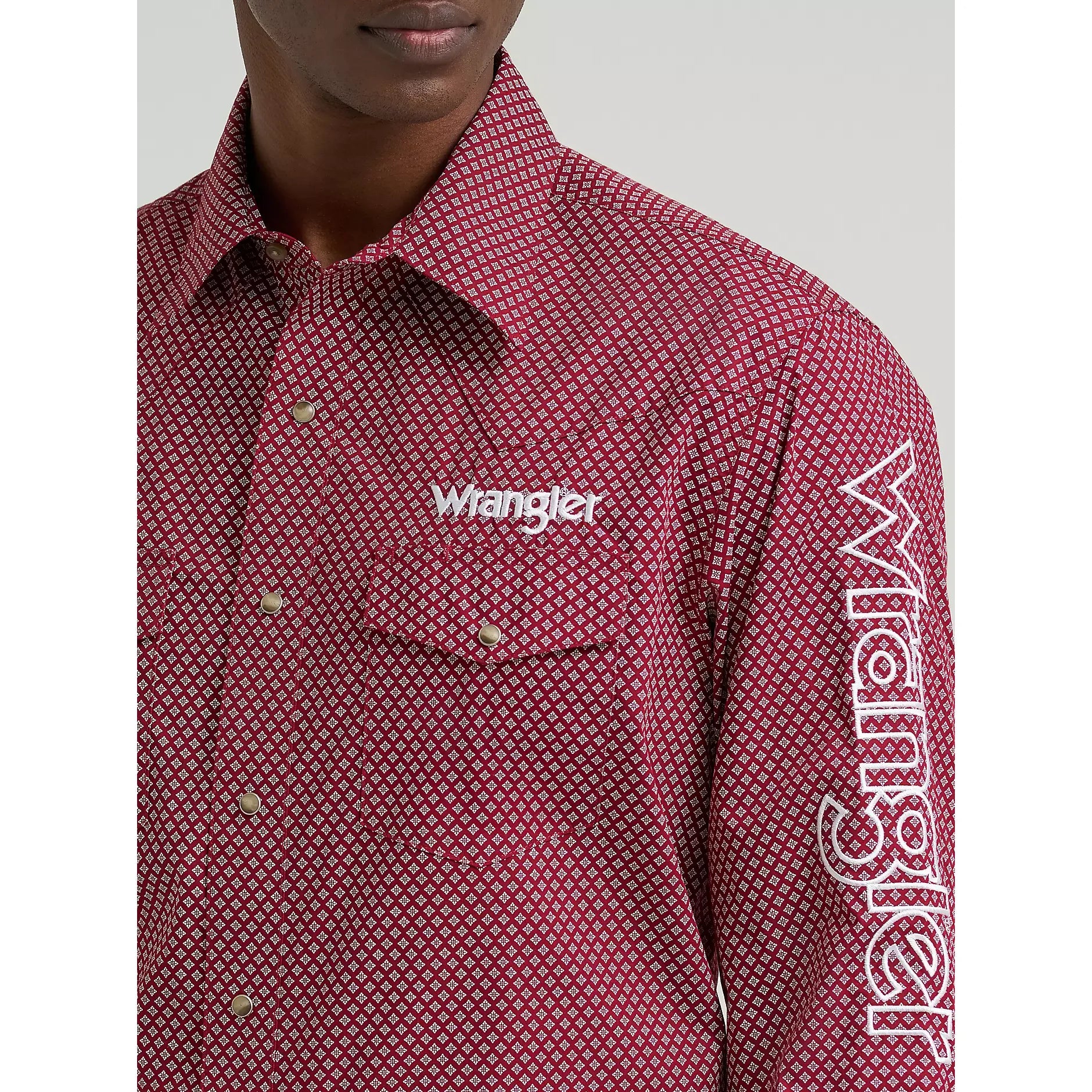 Men's Wrangler Logo Long Sleeve Western Snap Shirt-Brick - CWesternwear