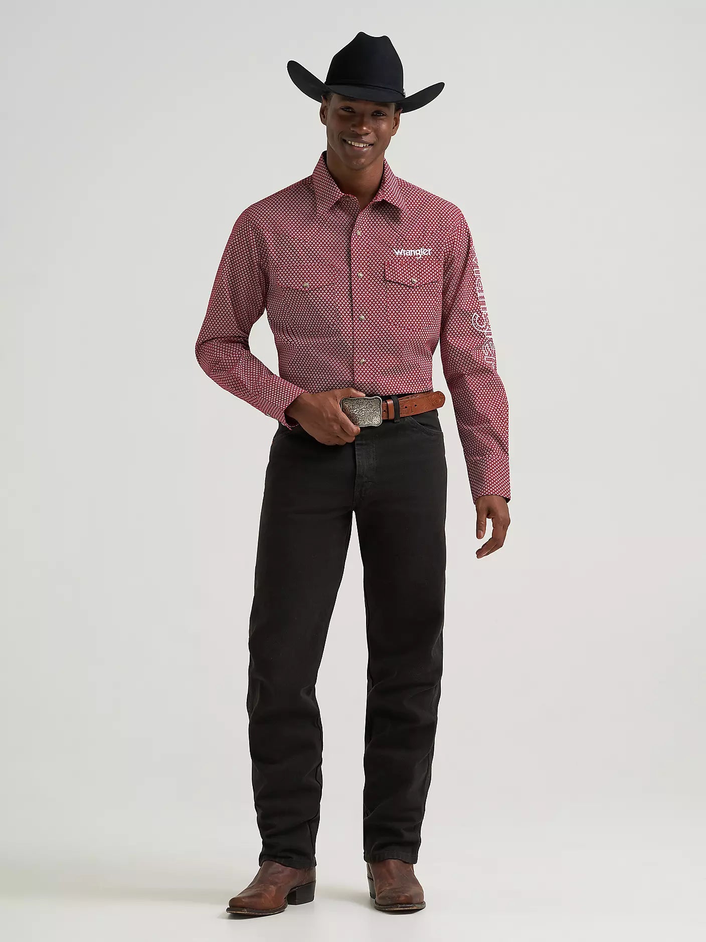 Men's Wrangler Logo Long Sleeve Western Snap Shirt-Brick - CWesternwear