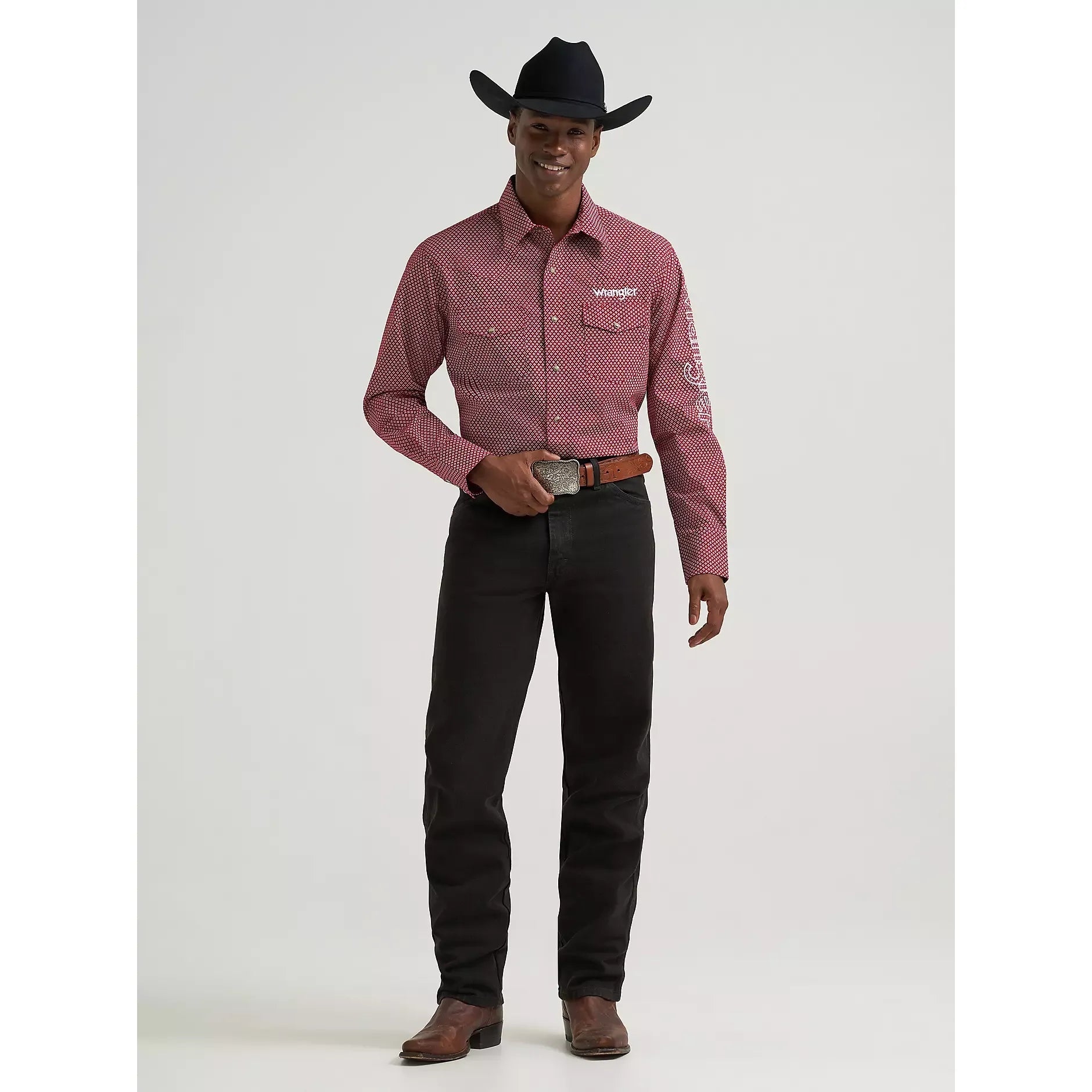 Men's Wrangler Logo Long Sleeve Western Snap Shirt-Brick - CWesternwear