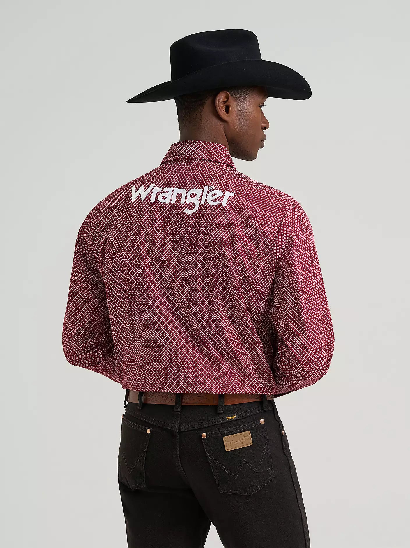 Men's Wrangler Logo Long Sleeve Western Snap Shirt-Brick - CWesternwear