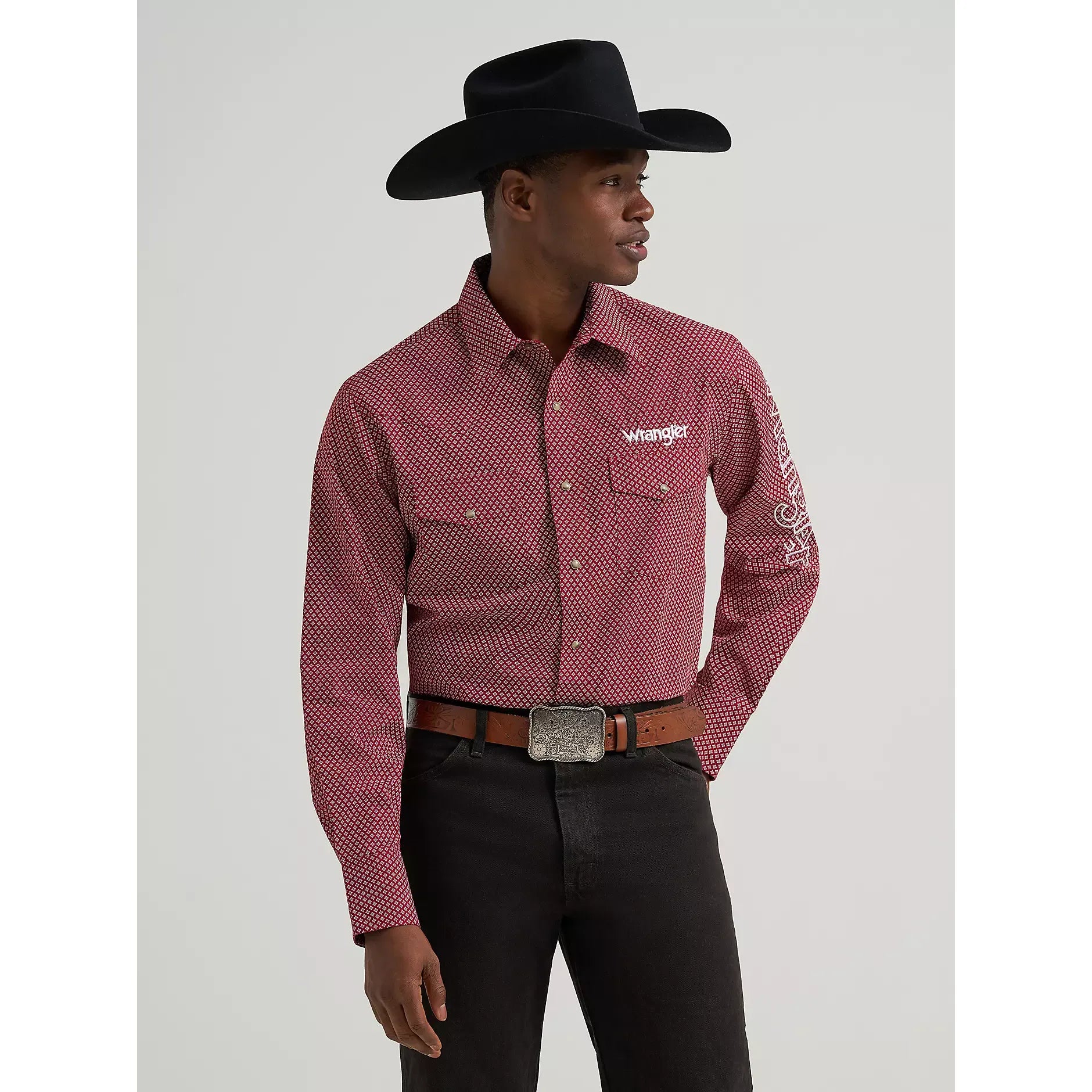 Men's Wrangler Logo Long Sleeve Western Snap Shirt-Brick - CWesternwear