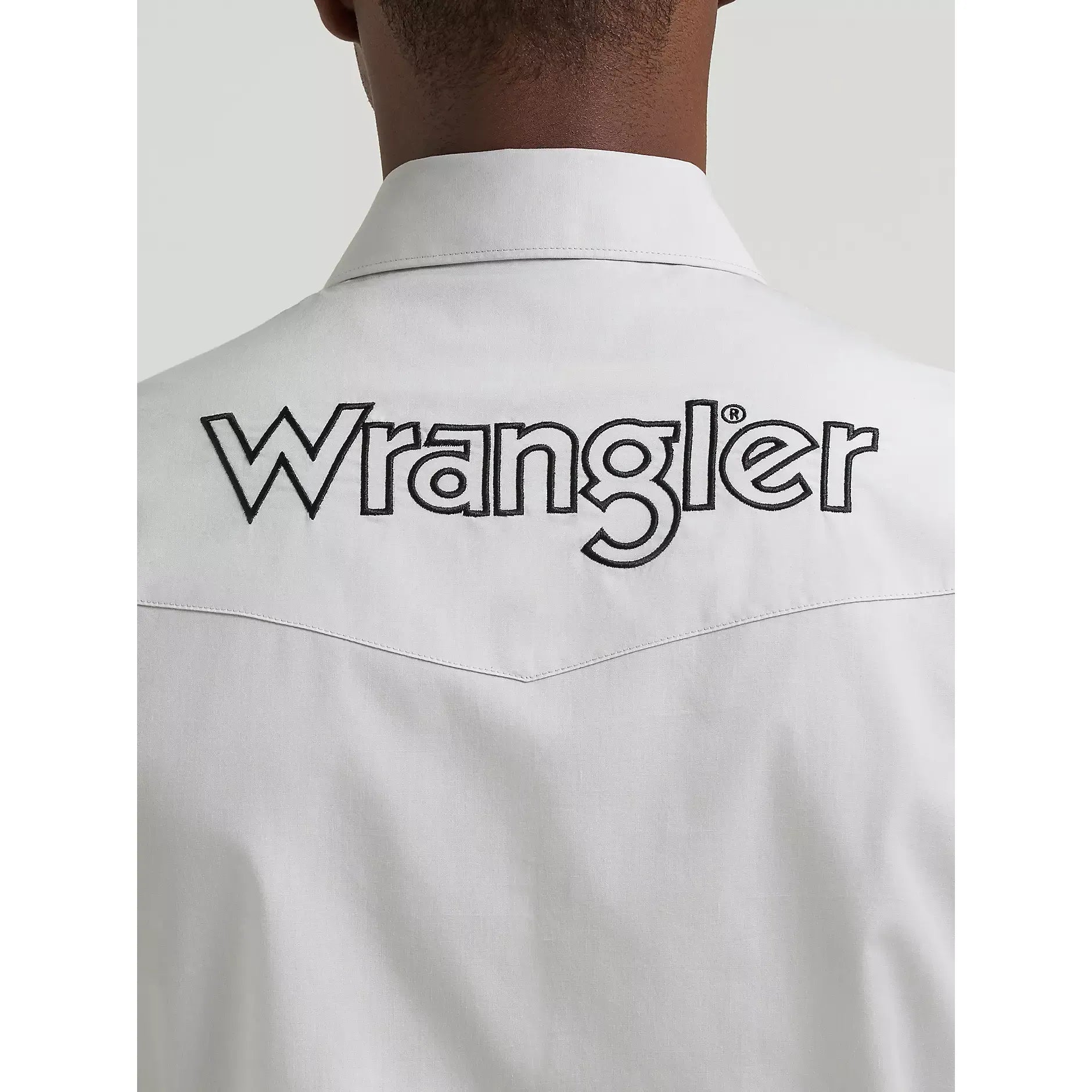 Men's Wrangler Logo Long Sleeve Western Snap Shirt-White - CWesternwear