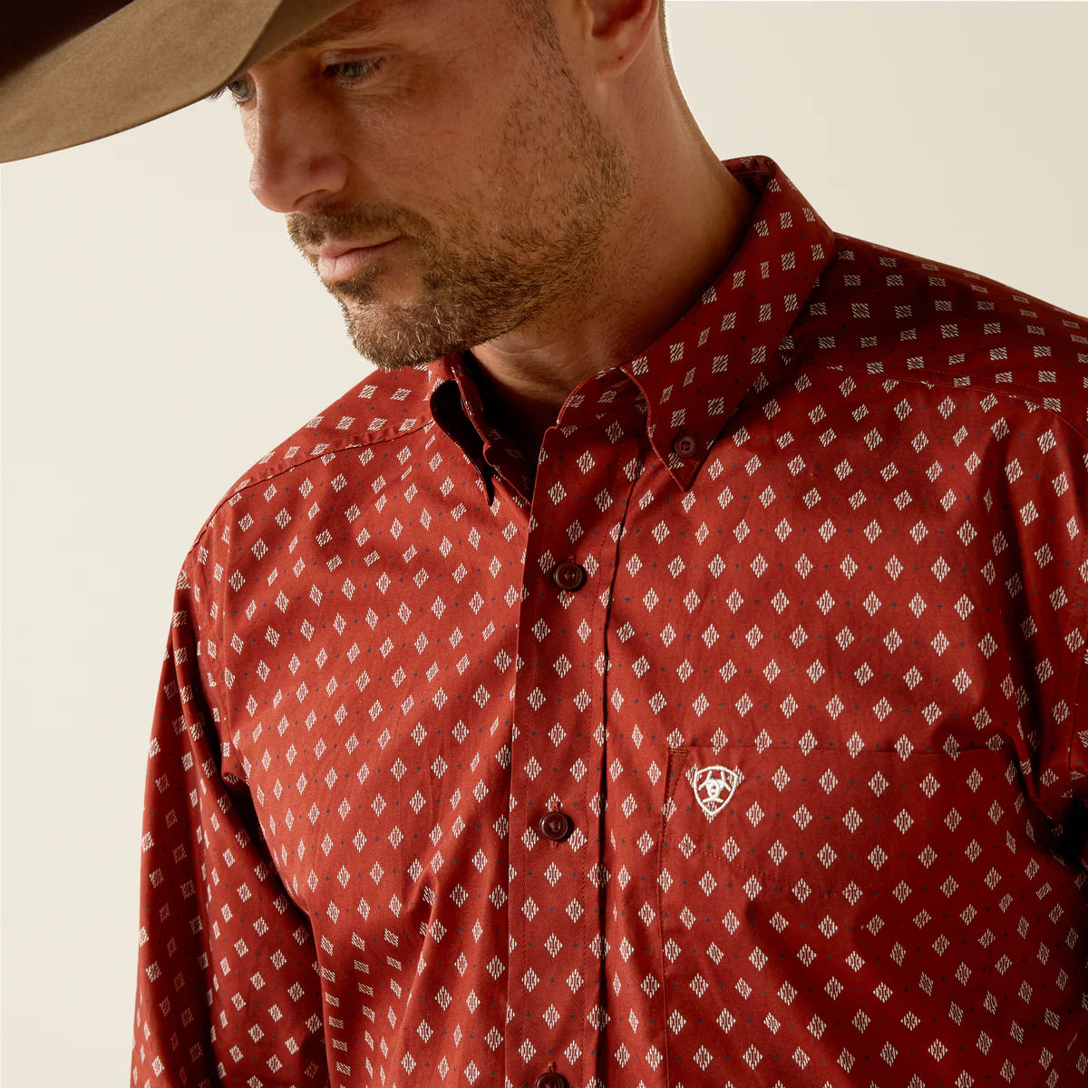 Ariat Men's Pax Classic Shirt- Burgandy