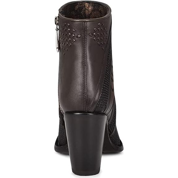 Cuadra Women's Black Short Boot Genuine Stingray Leather with Zipper