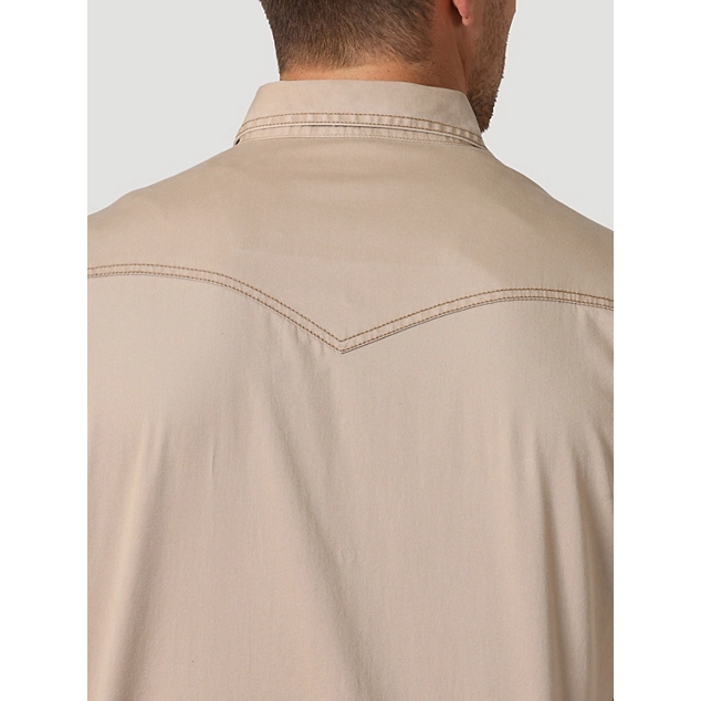 MEN'S WRANGLER® CONTRAST TRIM WESTERN TWO SNAP FLAP POCKET SHIRT IN TAN