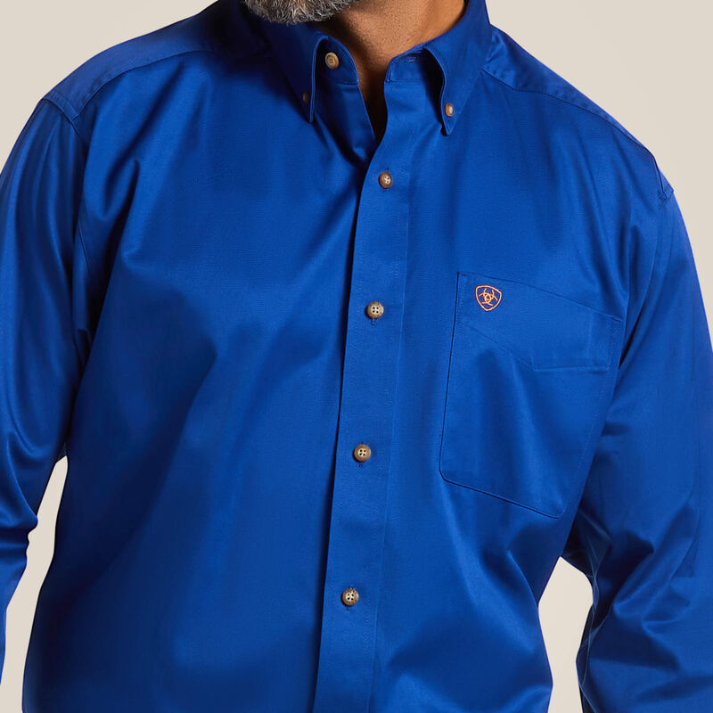 Ariat Men's Solid Twill Classic Fit Ultramarine Shirt