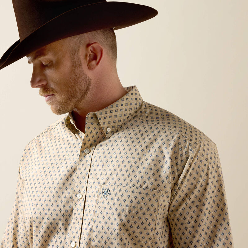 Men's Ariat Stu Classic Fit Shirt-Irish Cream Southwest Motif