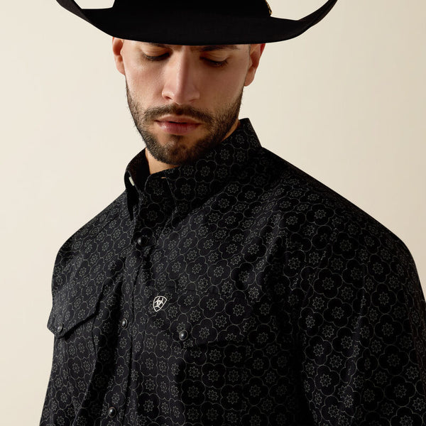 Men's Ariat Fritz Classic Fit Snap Shirt-Black Modern Print