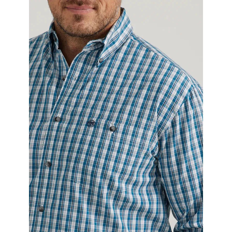 MEN'S WRANGLER RELAXED FIT BUTTON DOWN SHIRT IN NAVY TURQUOISE PLAID