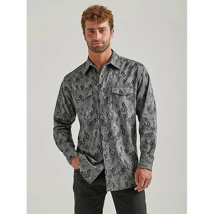 MEN'S WRANGLER® WAY OUT WEST WESTERN SNAP SHIRT IN GRAY