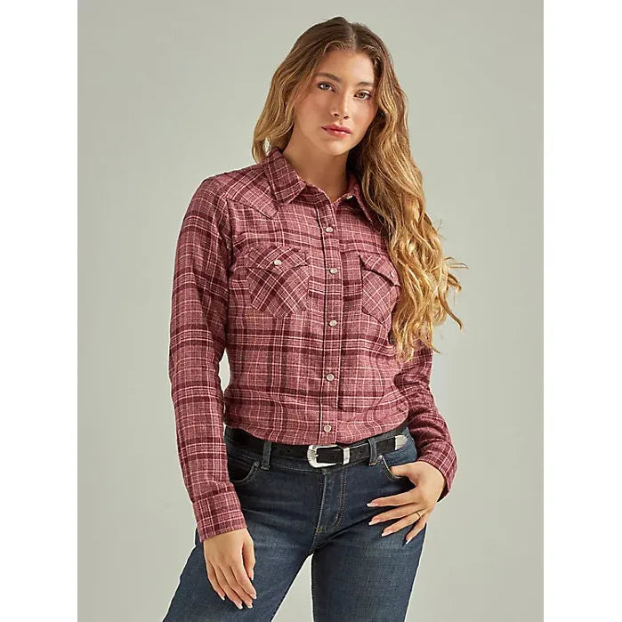 WOMEN'S ESSENTIAL LONG SLEEVE FLANNEL PLAID WESTERN SNAP SHIRT IN ASH ROSE